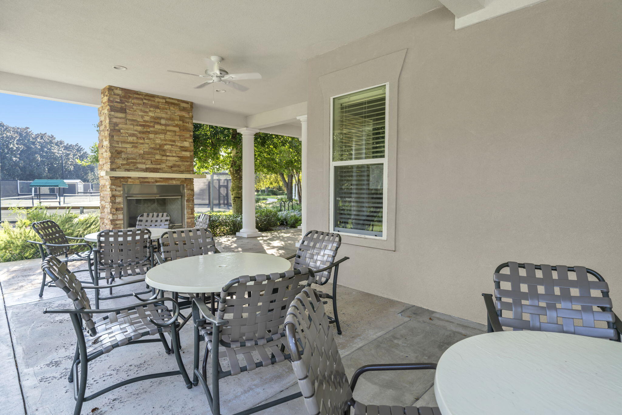 KELLY PLANTATION - Residential