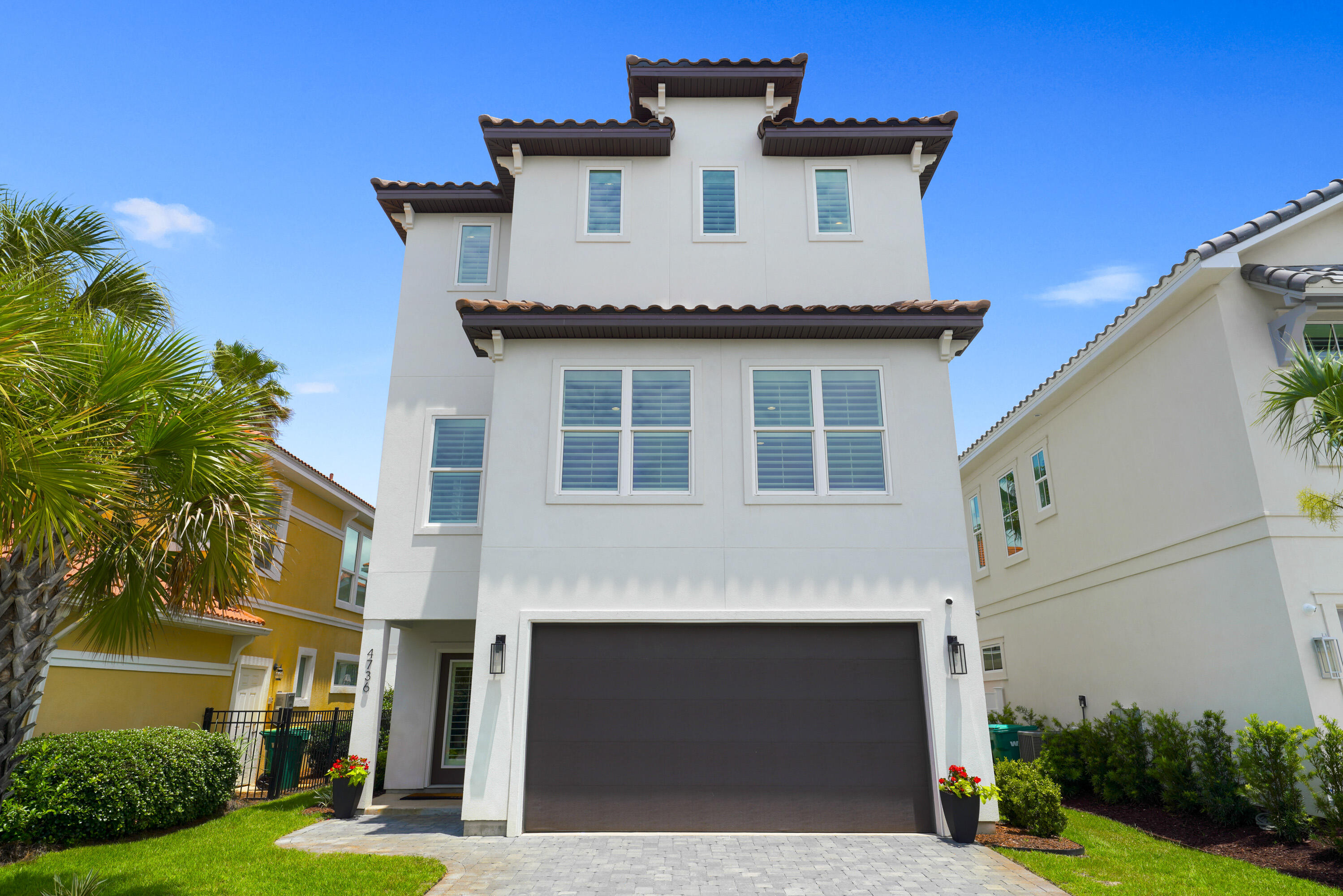 CALUSA BAY S/D - Residential Lease