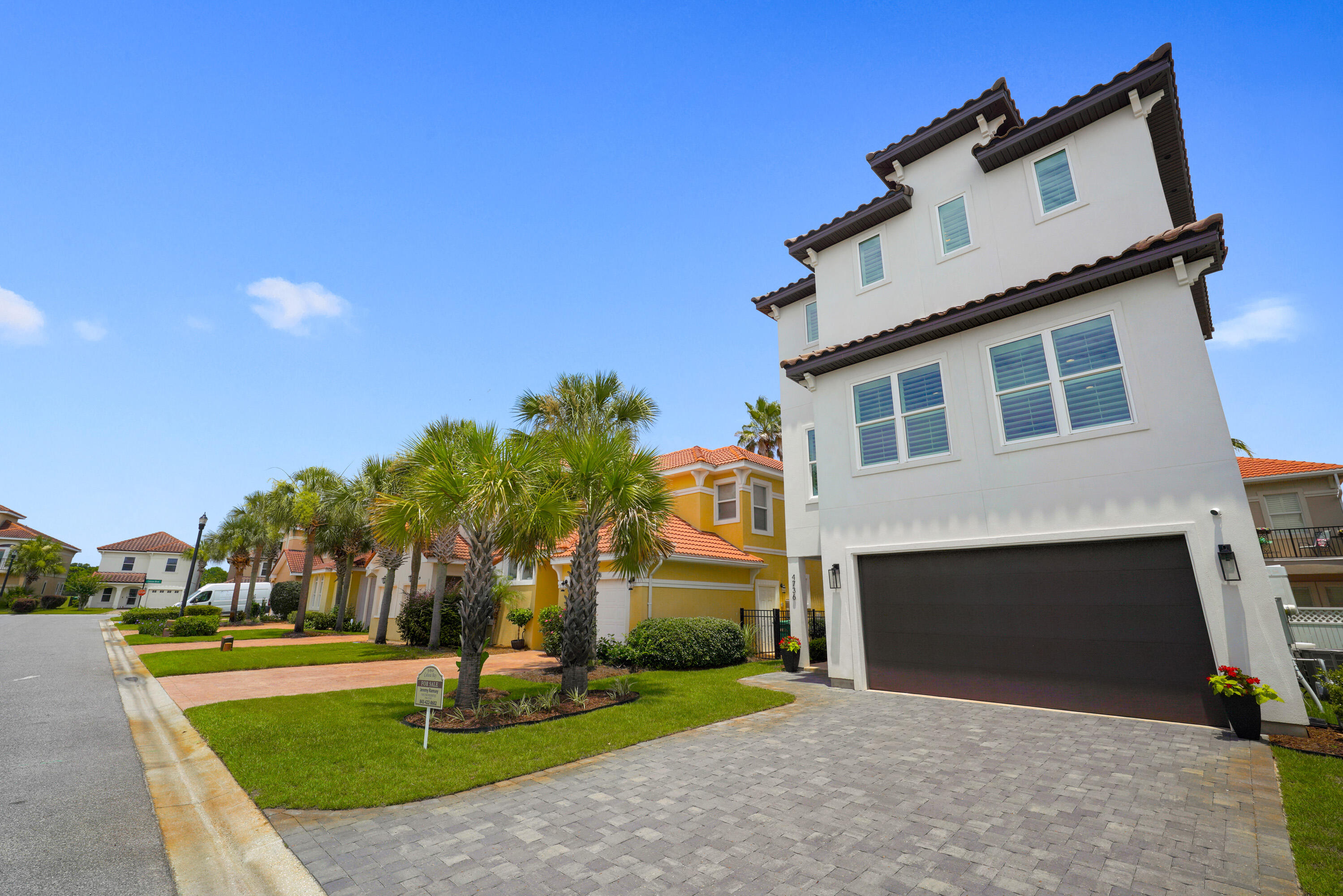 CALUSA BAY S/D - Residential Lease