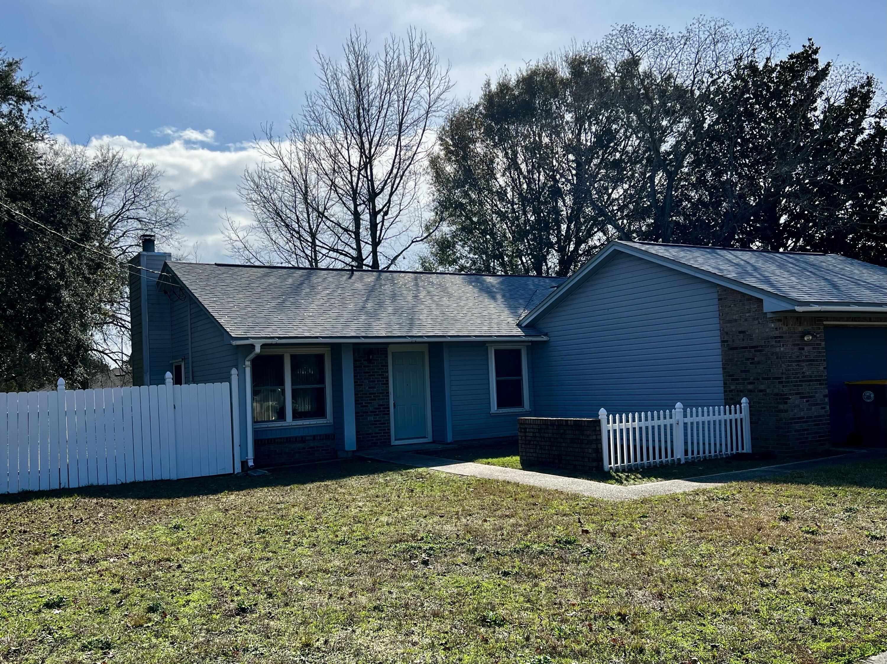 Nice 3 bedroom home on a cul-de-sac. This home is just a short driver to Hurlburt Field, shopping and restaurants.  Large backyard! Square footage does not include the extra office off the master suite, which has it's own entrance.  Fireplace is for decoration only, No pets.