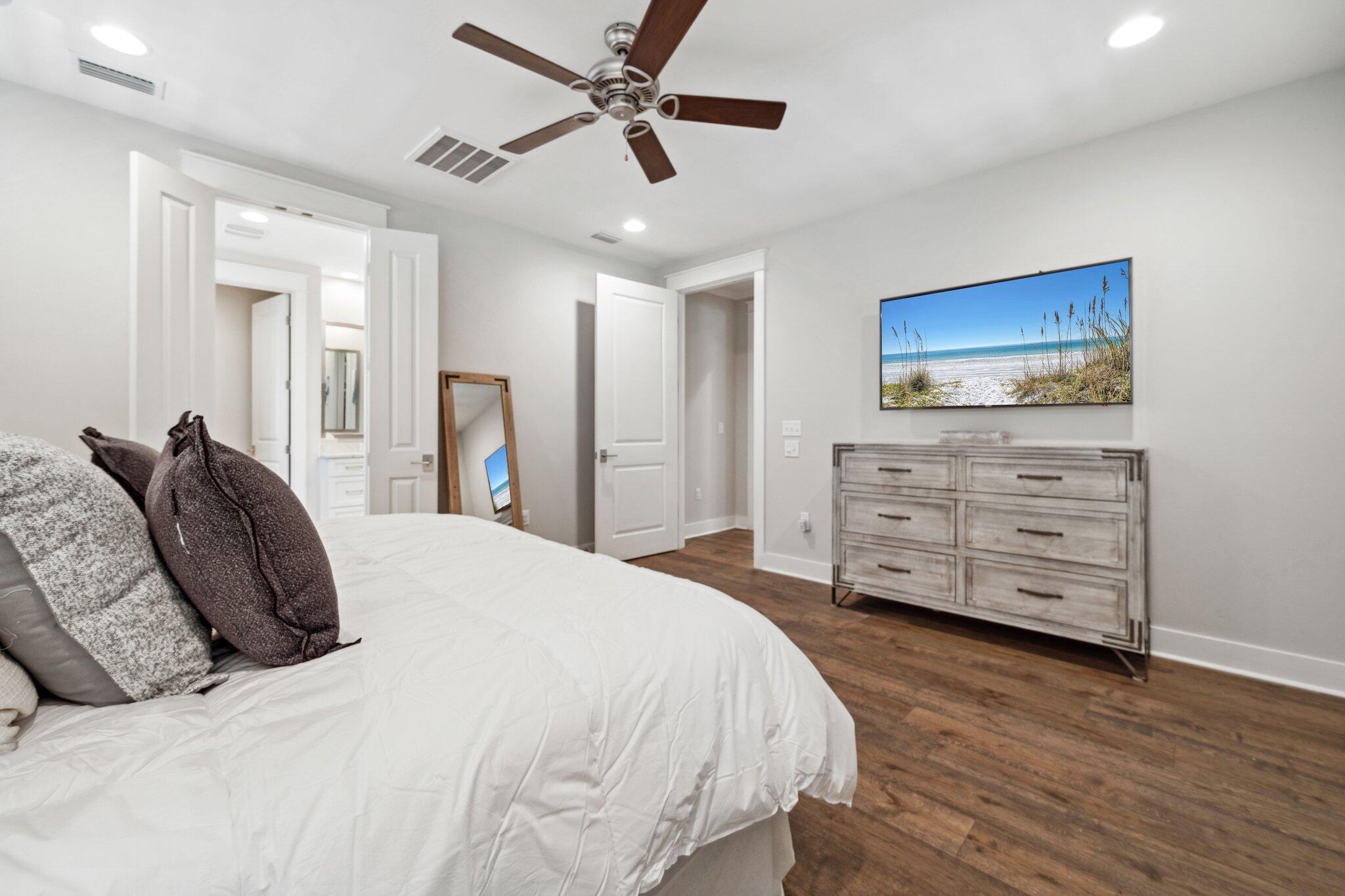 Emerald Bay Ph II A - Residential Lease