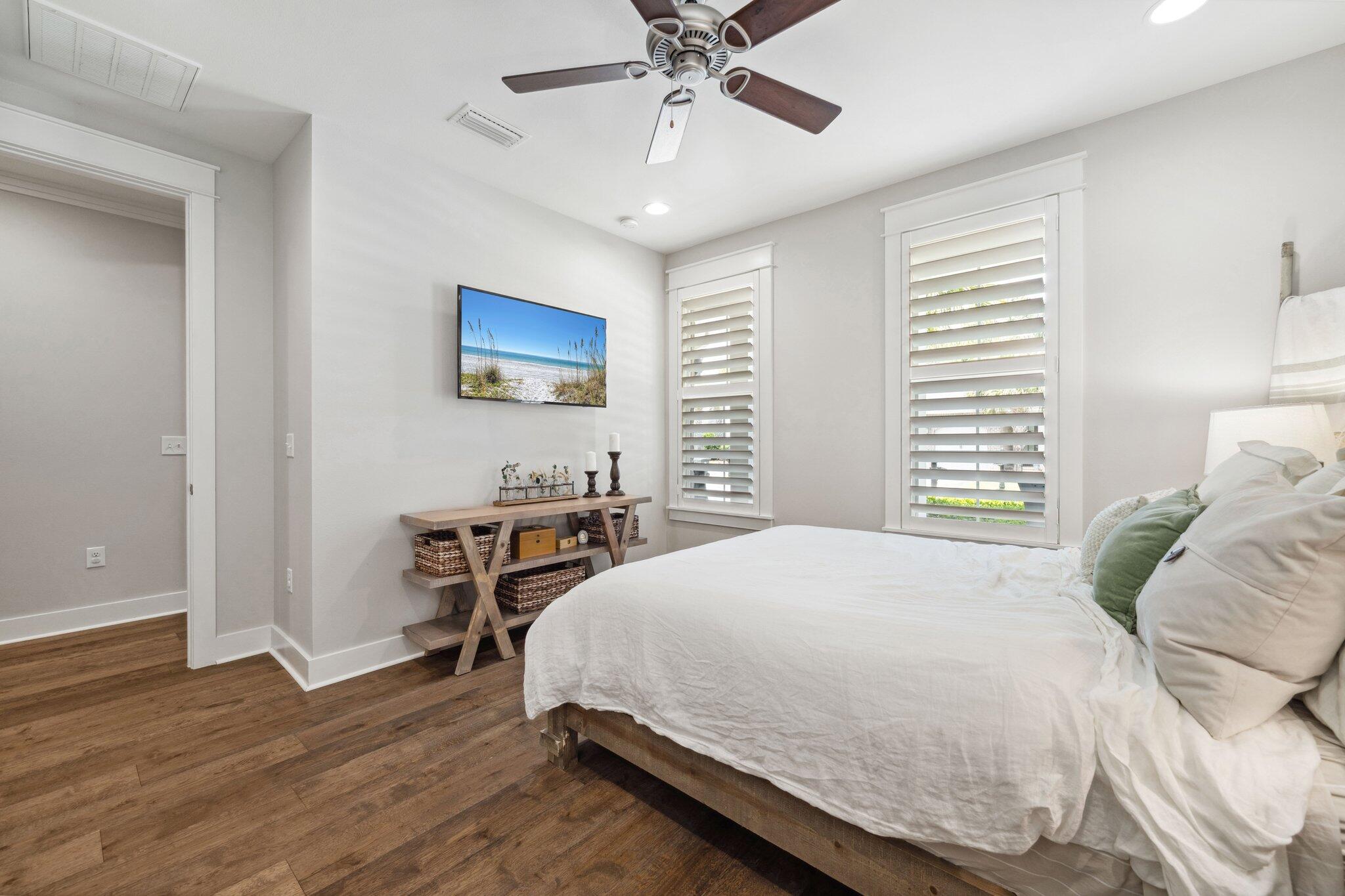 Emerald Bay Ph II A - Residential Lease