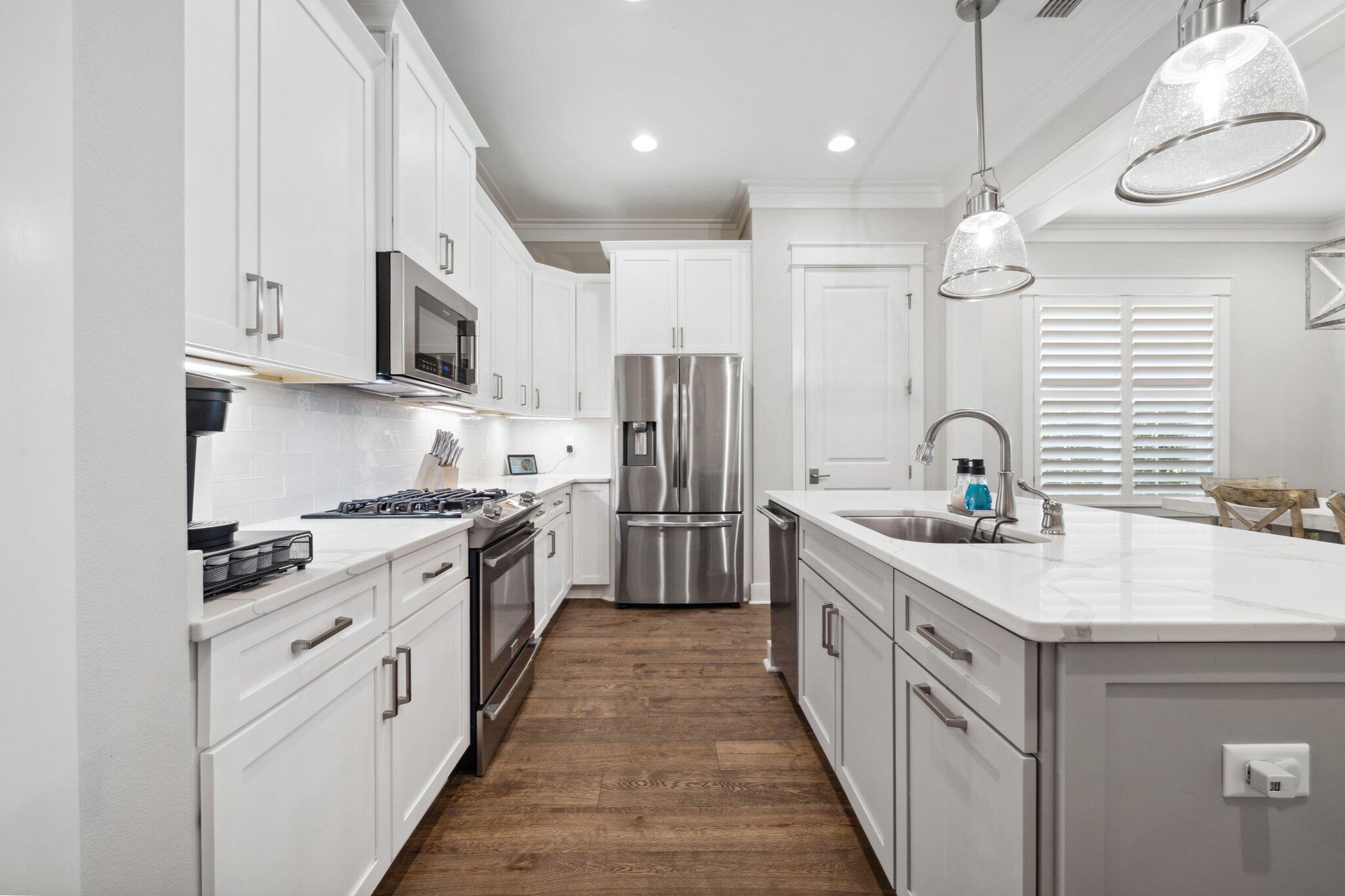 Emerald Bay Ph II A - Residential Lease