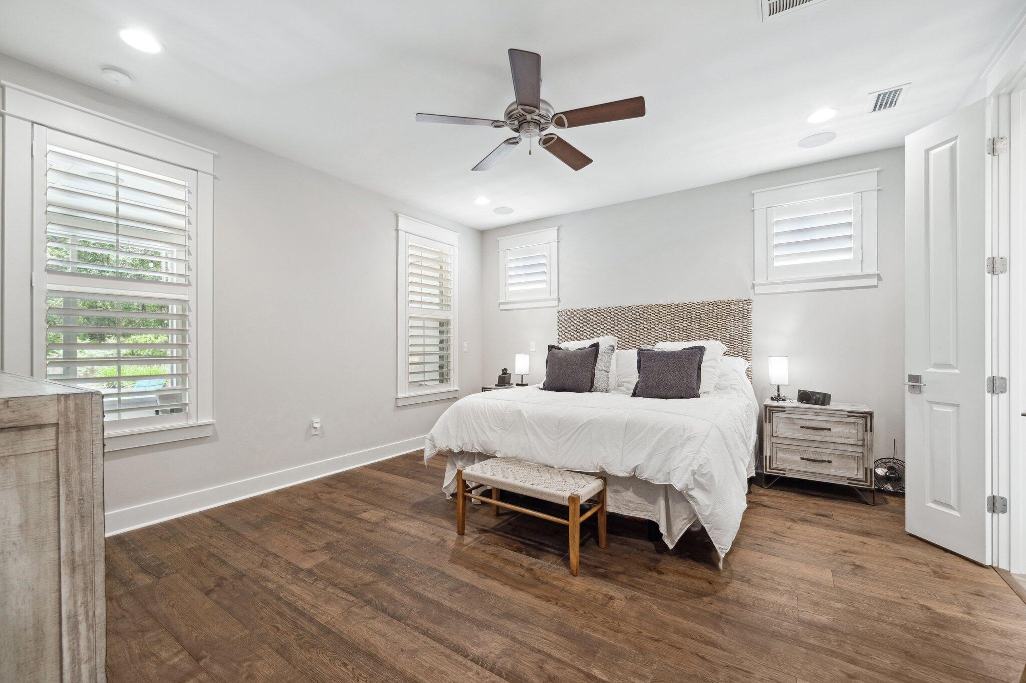 Emerald Bay Ph II A - Residential Lease