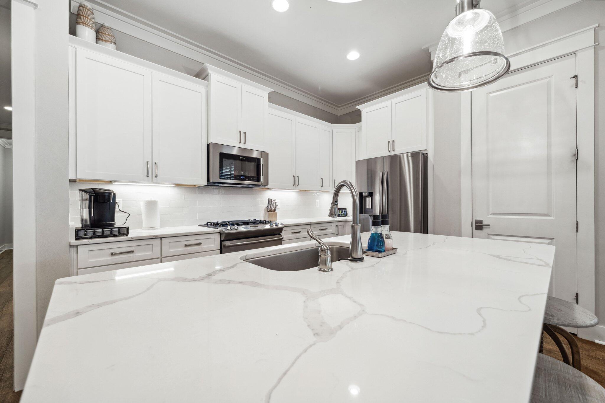 Emerald Bay Ph II A - Residential Lease