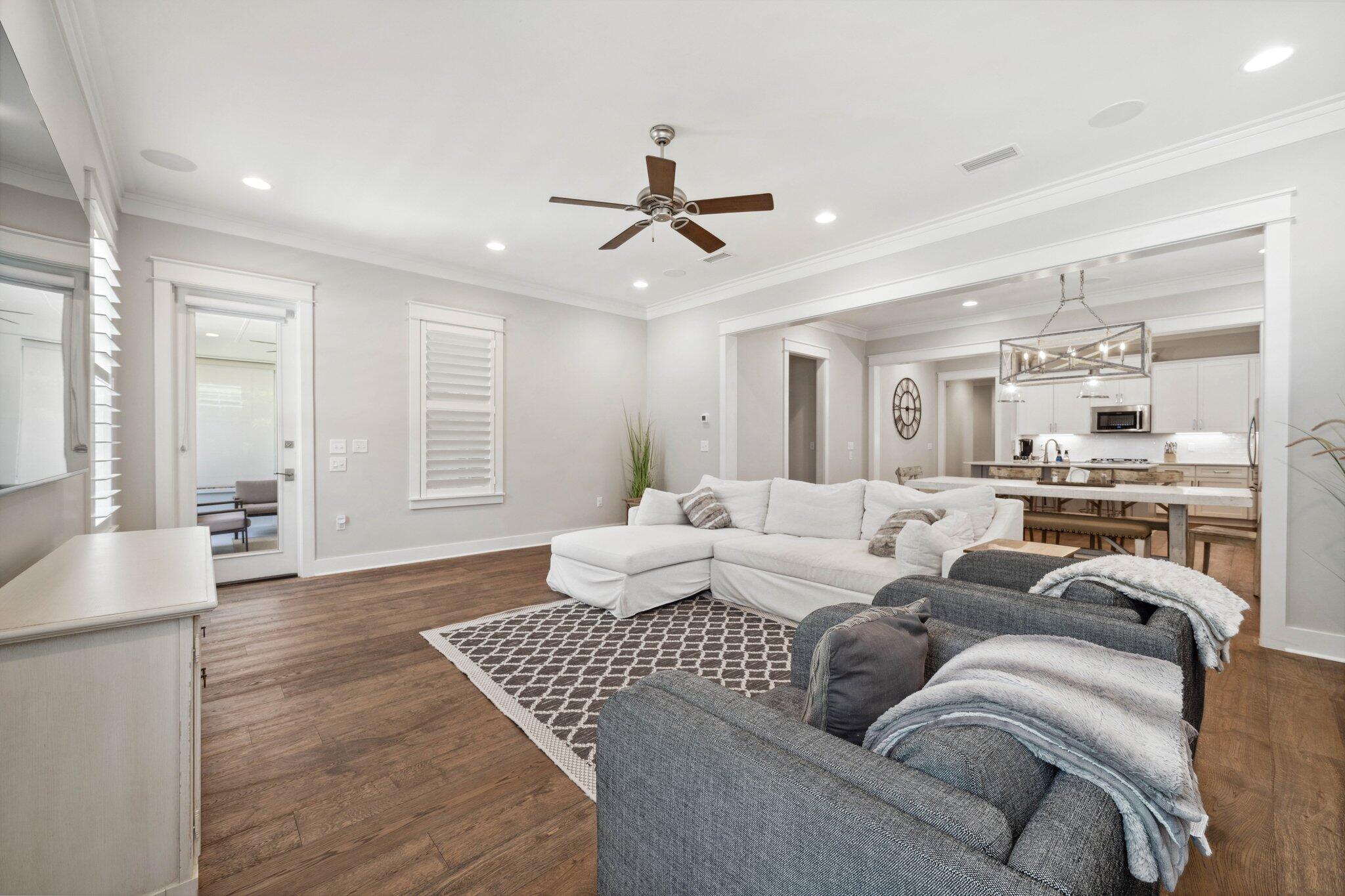Emerald Bay Ph II A - Residential Lease