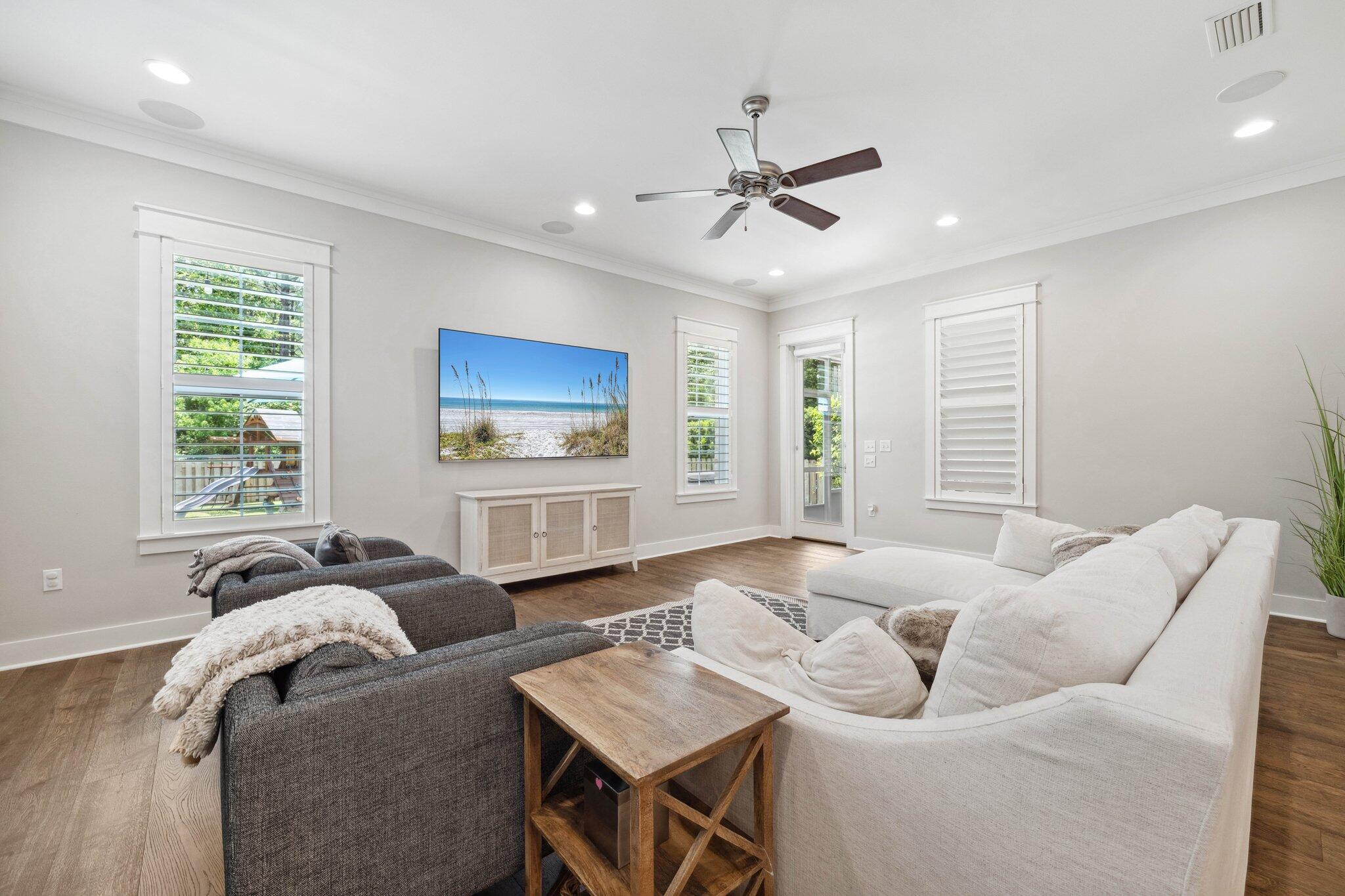 Emerald Bay Ph II A - Residential Lease