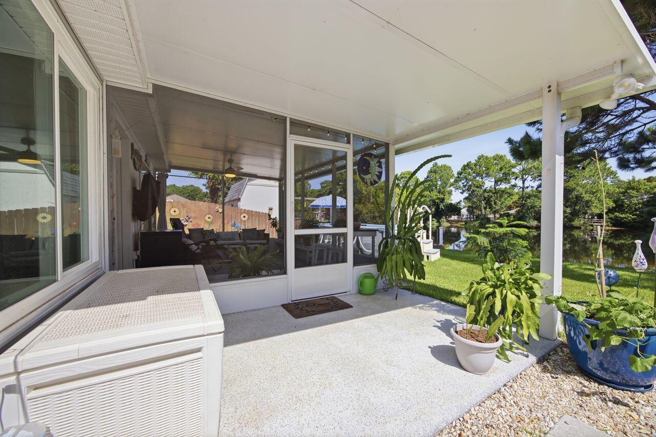 SHADOW LAKES - Residential