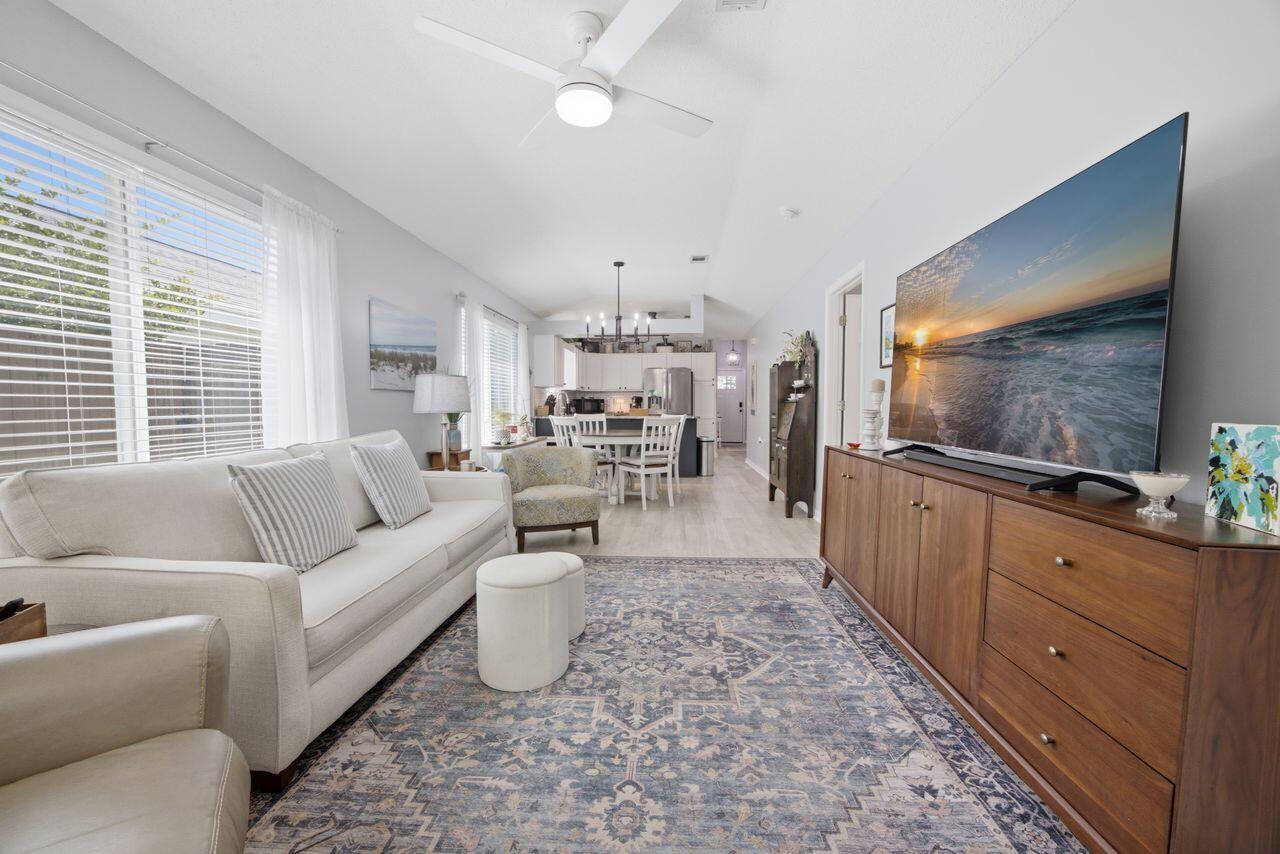 SHADOW LAKES - Residential