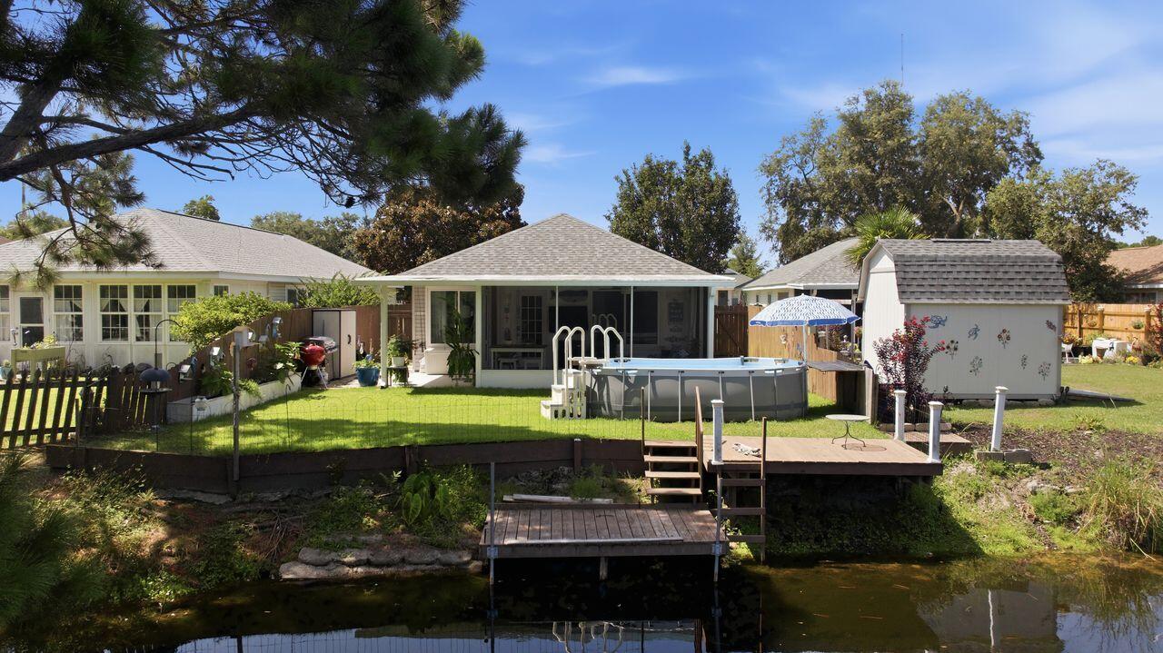 SHADOW LAKES - Residential