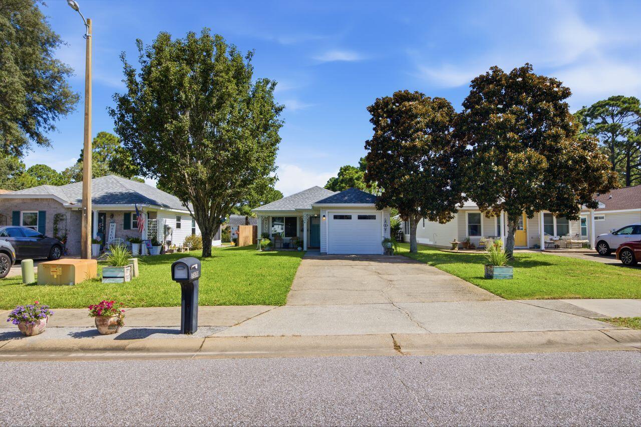 SHADOW LAKES - Residential