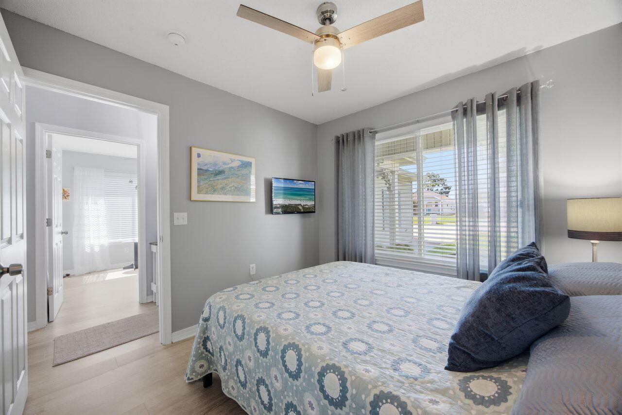 SHADOW LAKES - Residential