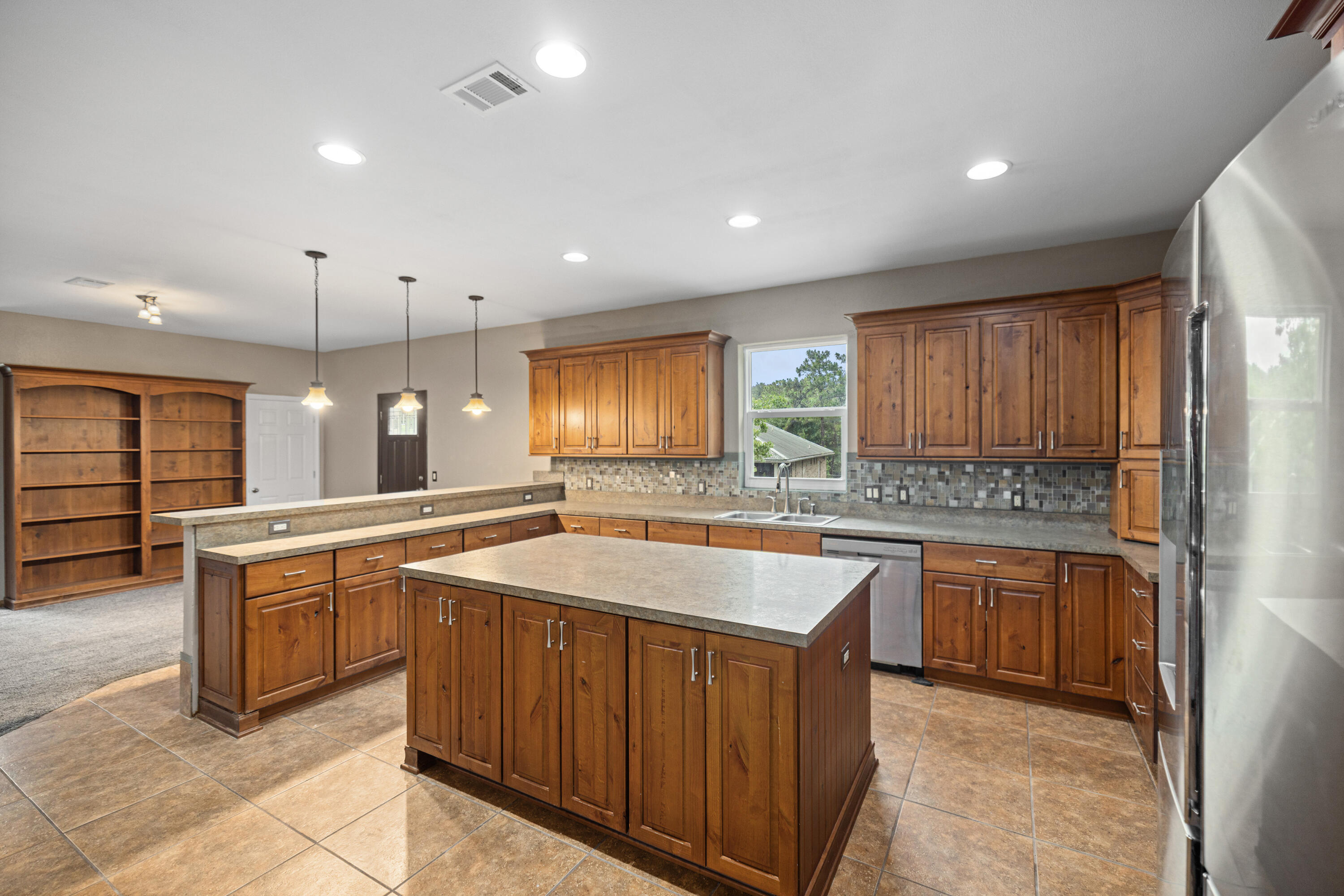 FLORIDA HEIGHTS - Residential