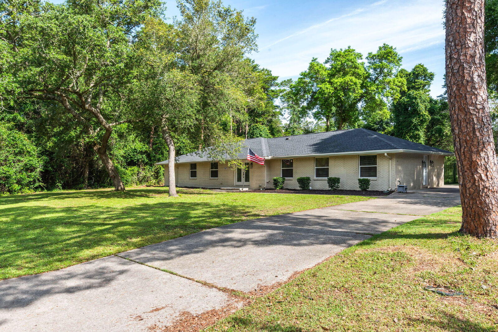$300 Off First Month's Rent! Cherish the charm and comfort of your new home at 2507 Edgewater Drive, nestled in the serene setting of Rocky Bayou Estates in Niceville. This exquisite four-bedroom, three-bathroom residence offers a generous 2,166 sq ft of elegantly designed living space, perfect for creating lasting memories. The heart of this home is its stunning kitchen, adorned with luxurious stone countertops that invite culinary creativity and serve as the perfect gathering spot for family and friends. Each bedroom provides a sanctuary of tranquility, while the three full bathrooms ensure convenience and privacy for all. Step into a world of relaxation and style, where every corner of this home reflects thoughtful design and quality craftsmanship. The spacious layout encourages seamless flow and open living, making entertaining a joyous affair. Nestled in a desirable community, this property promises a lifestyle of ease and comfort, complemented by the beauty of its surroundings. Discover the blend of functionality and aesthetics that makes this house a truly exceptional home. Owner will allow pets, including large dogs, with an approved pet application, $350 non-refundable pet fee per pet and $10 per month per pet. All Coastal Realty Services residents are enrolled in the Resident Benefits Package (RBP) which includes renters' insurance, HVAC air filter delivery (for applicable properties) and our best-in-class resident rewards program, and much more!