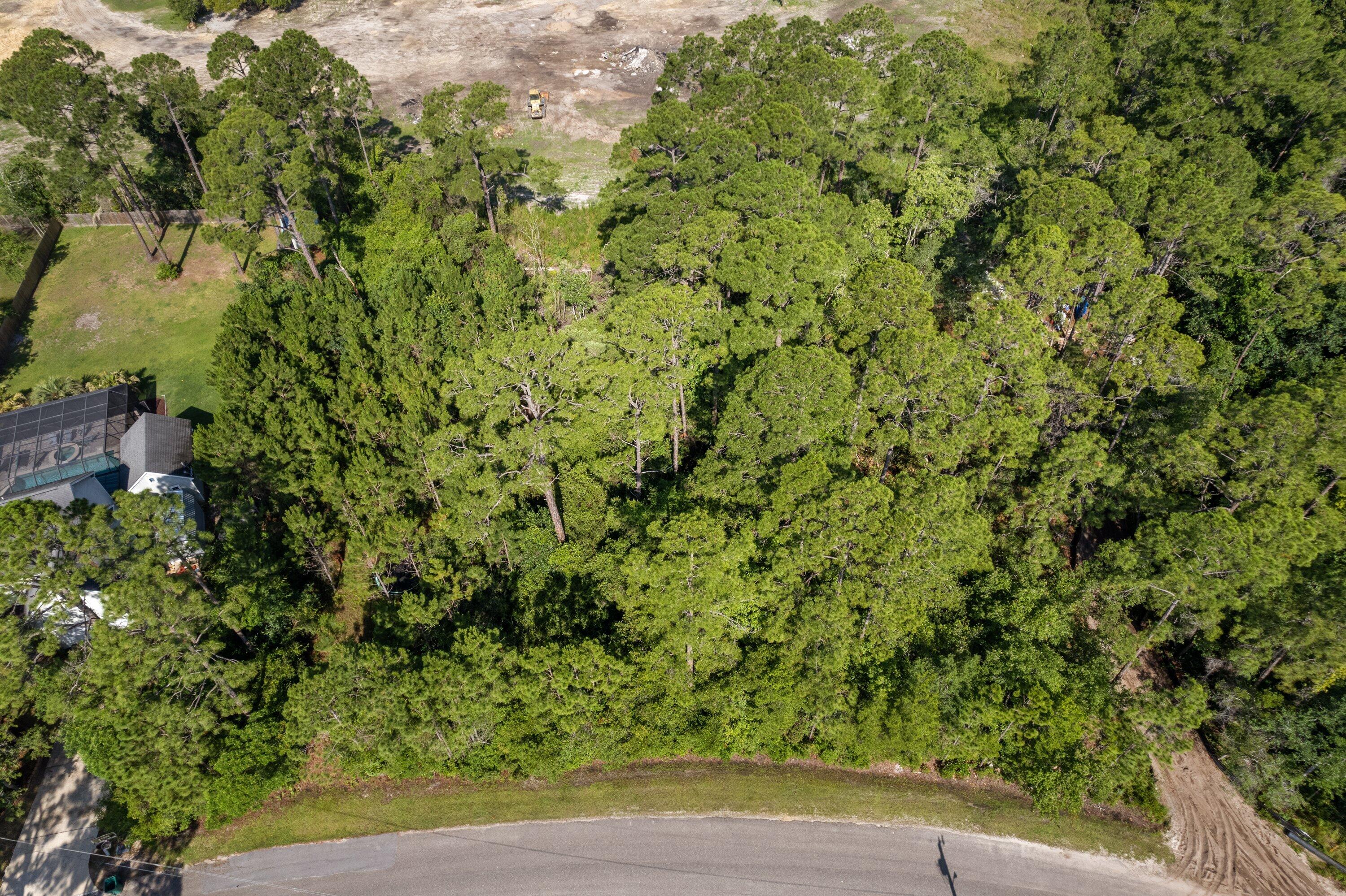 BAY PINE SHORES - Land