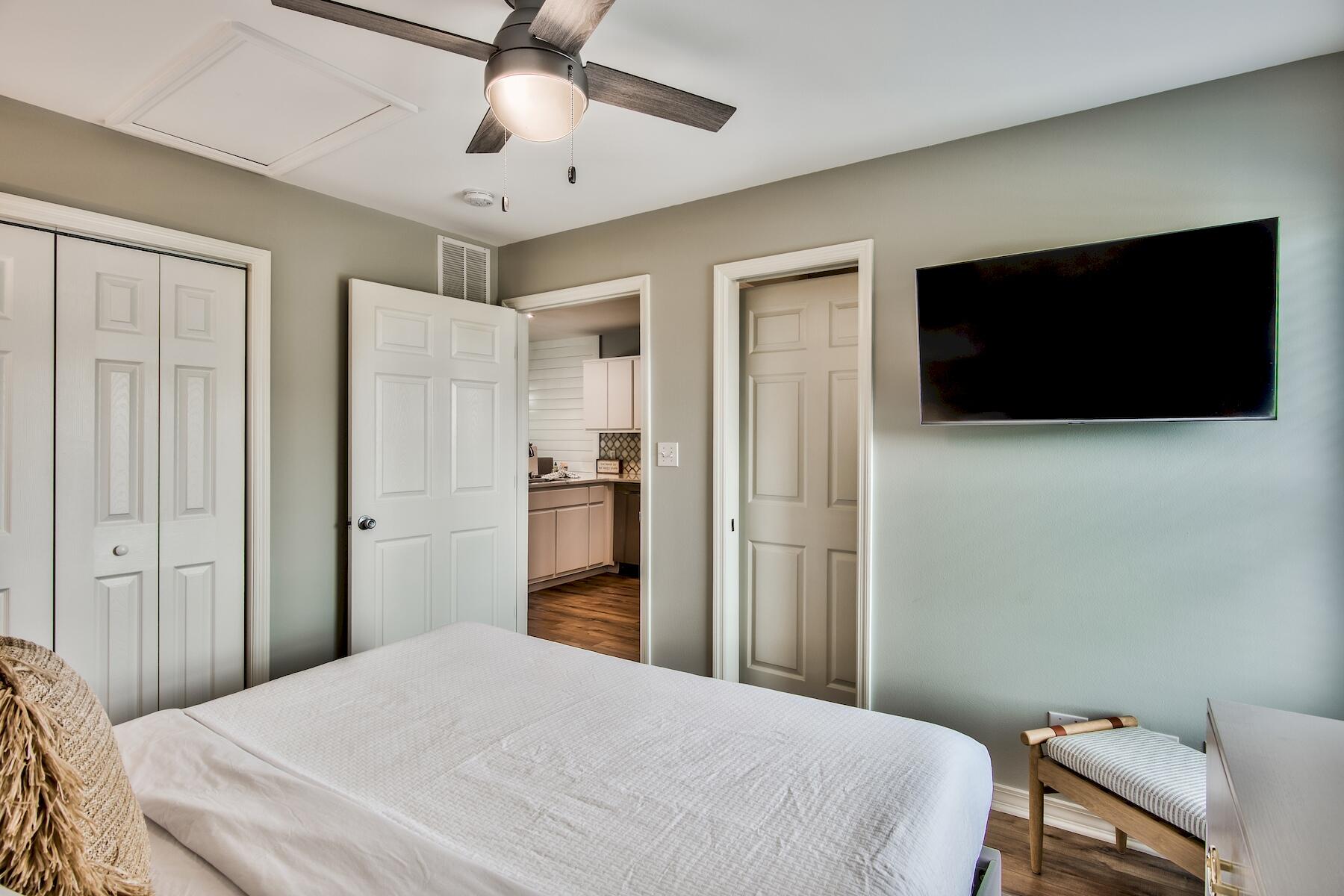 ROLLIN TIDE VILLAS - Residential