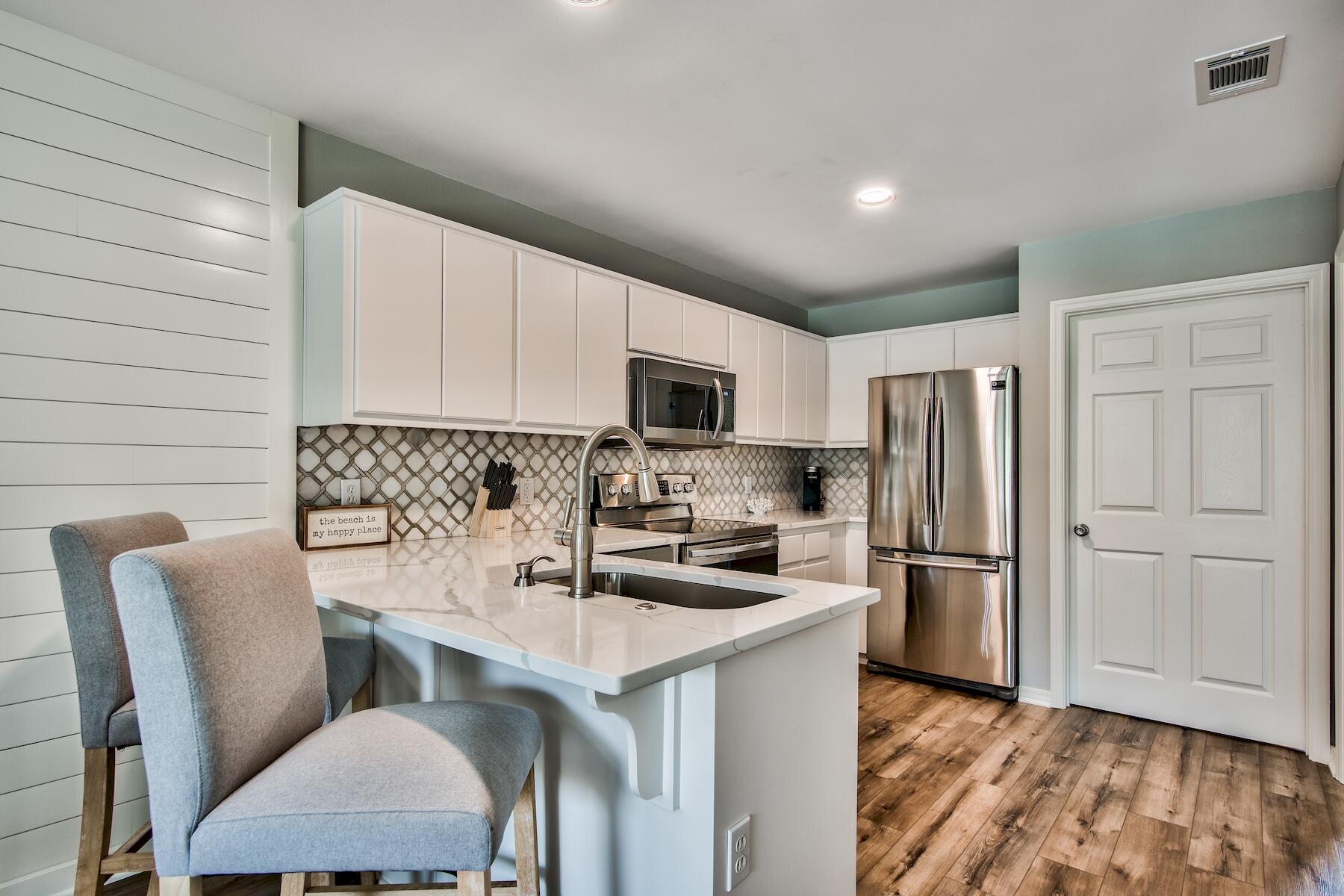 ROLLIN TIDE VILLAS - Residential