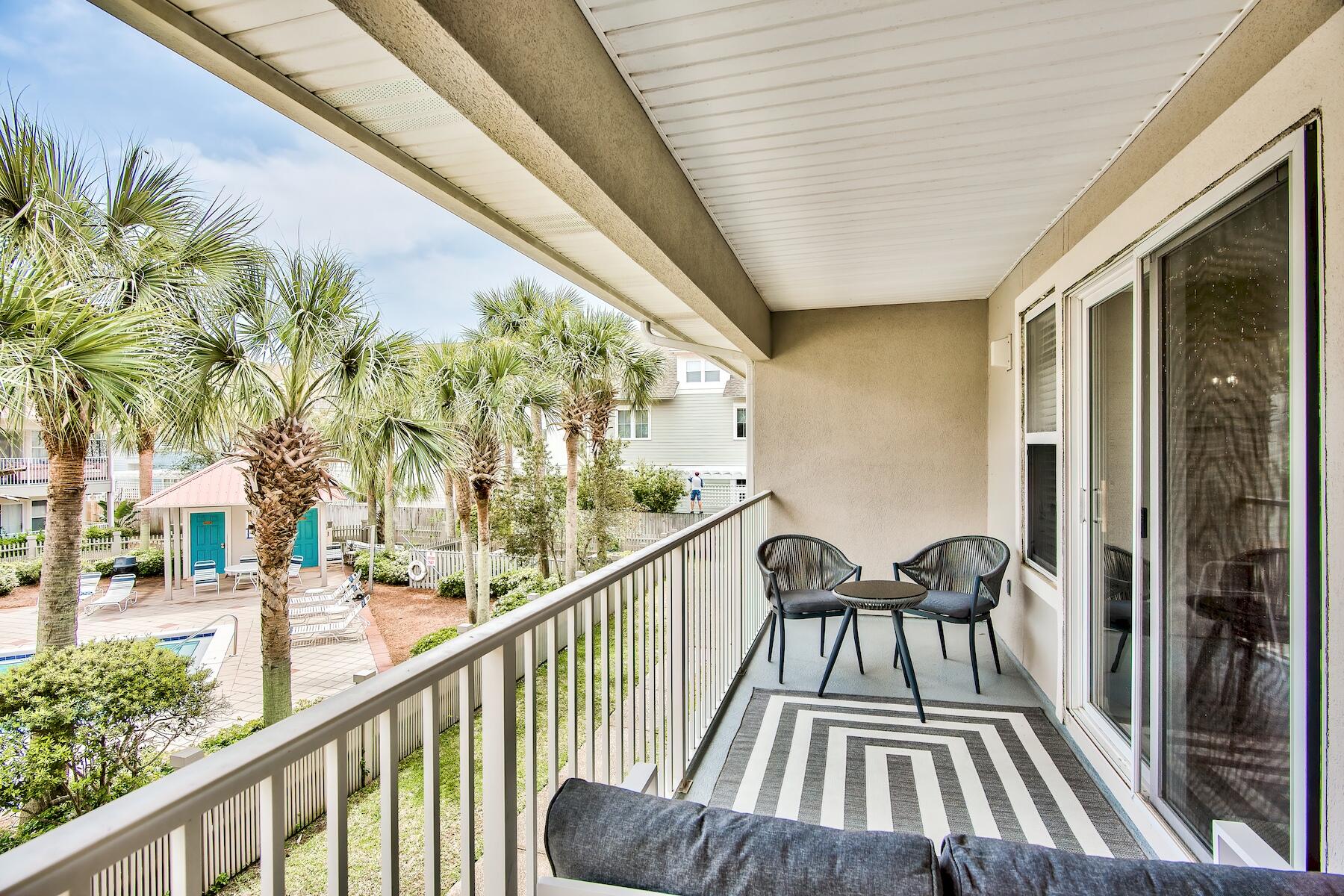 ROLLIN TIDE VILLAS - Residential