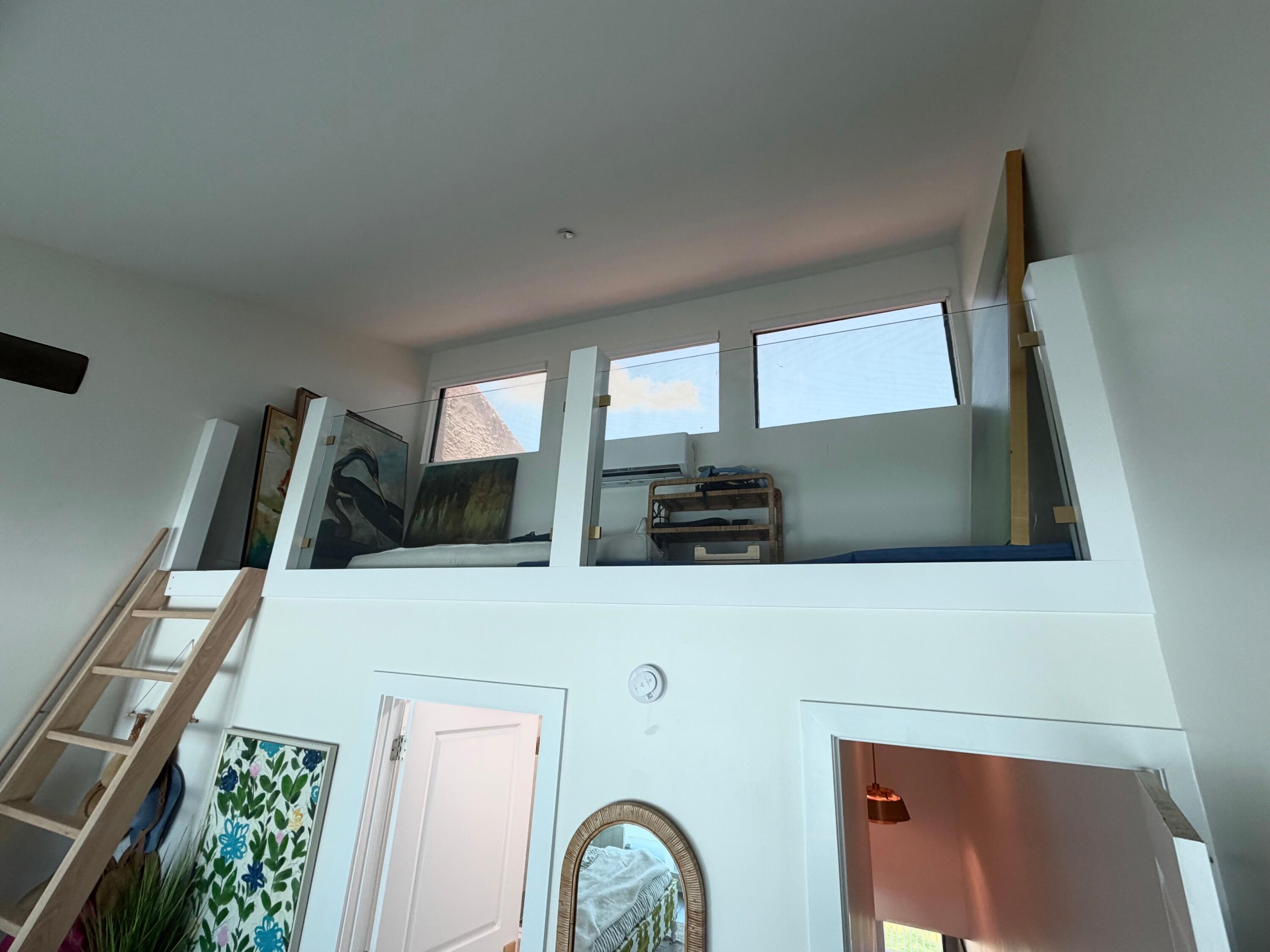 SEAFARER CONDO - Residential