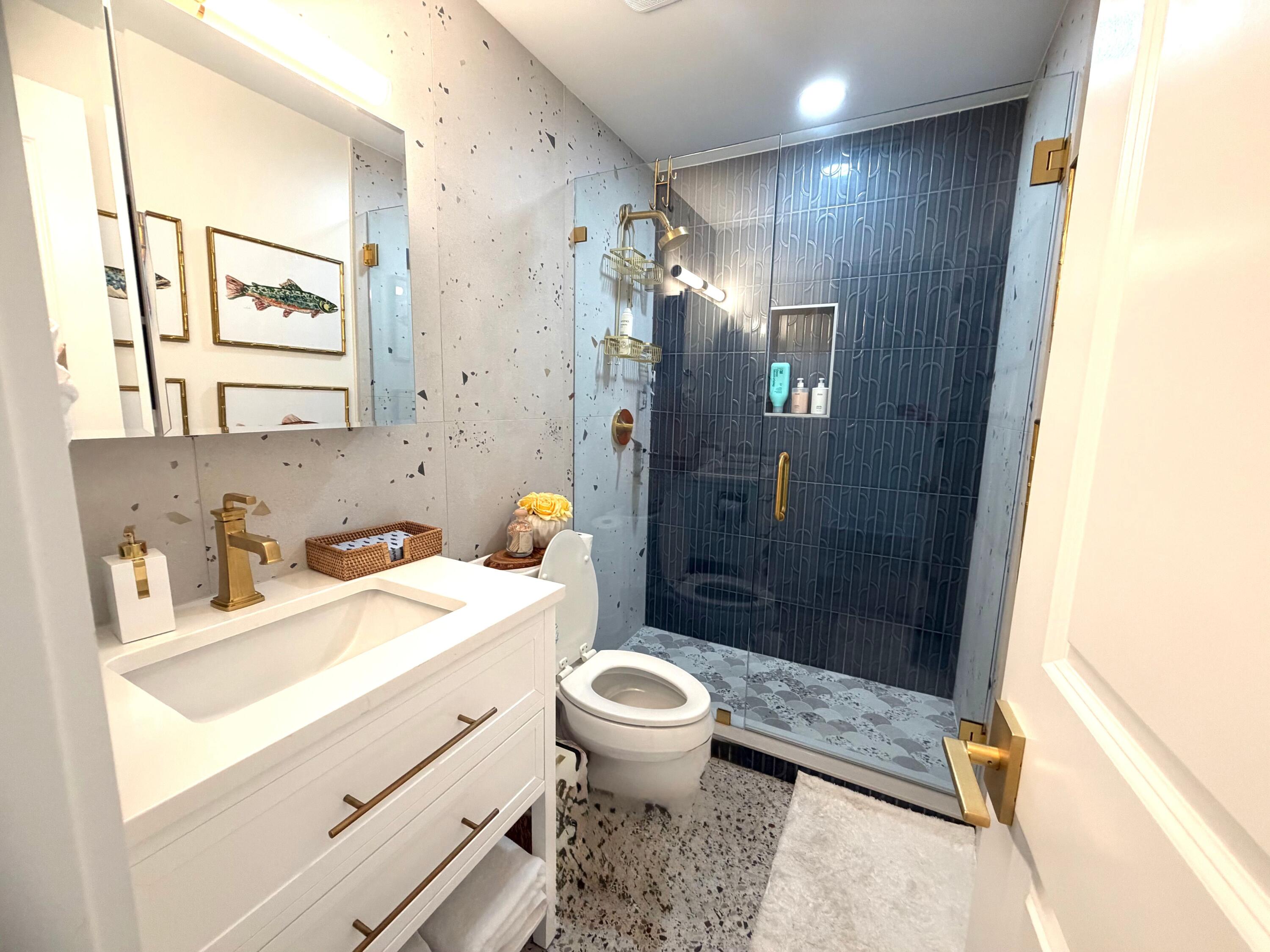 SEAFARER CONDO - Residential