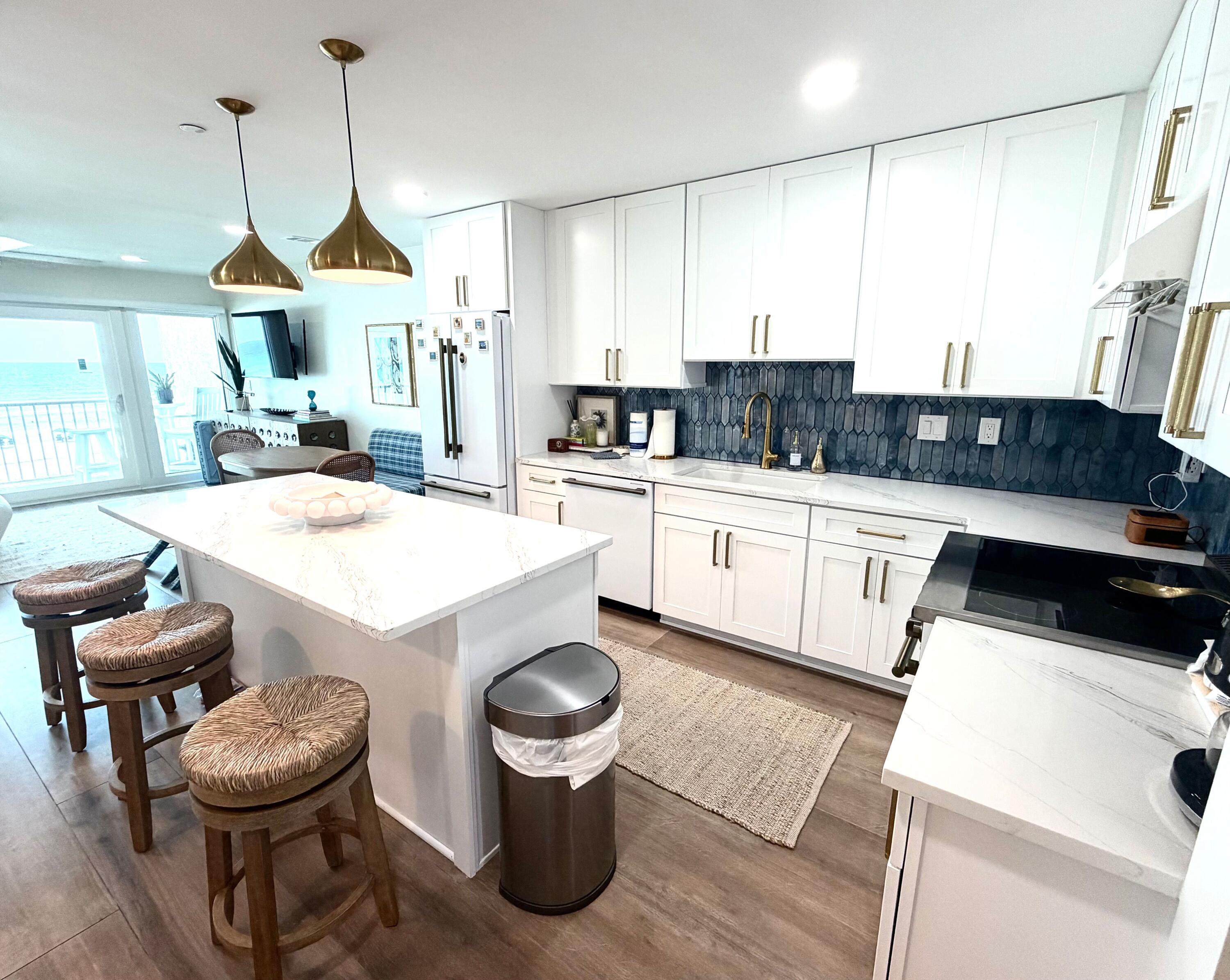 SEAFARER CONDO - Residential