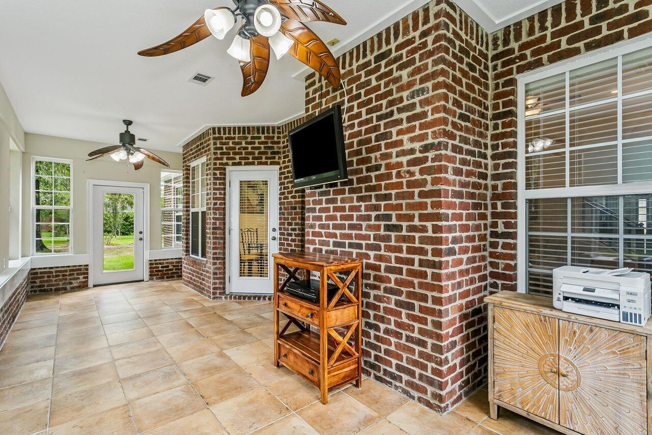 CLAIRES VINEYARD - Residential