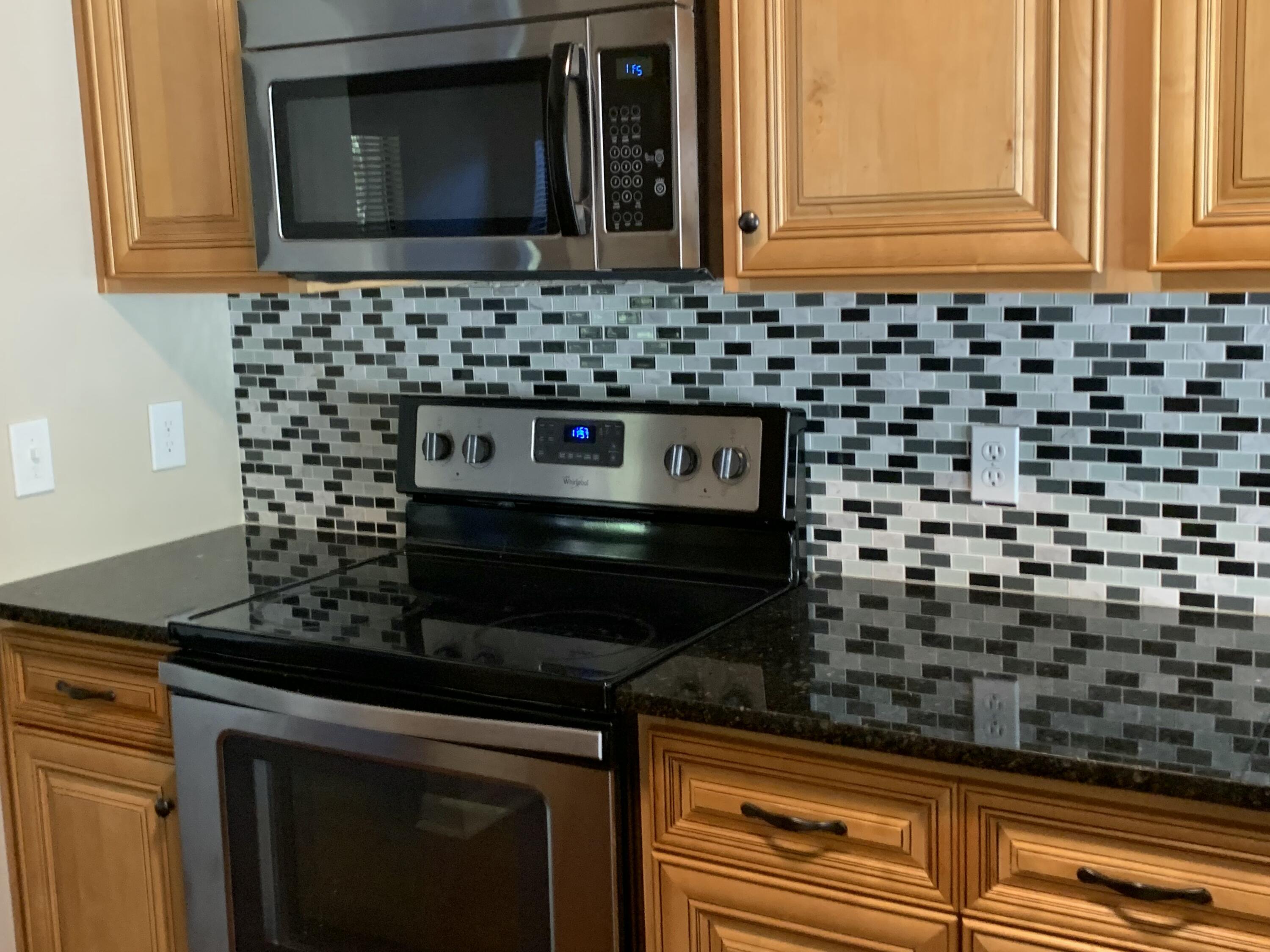 Bluewater Bay / 900 Royal Oak Village - Residential