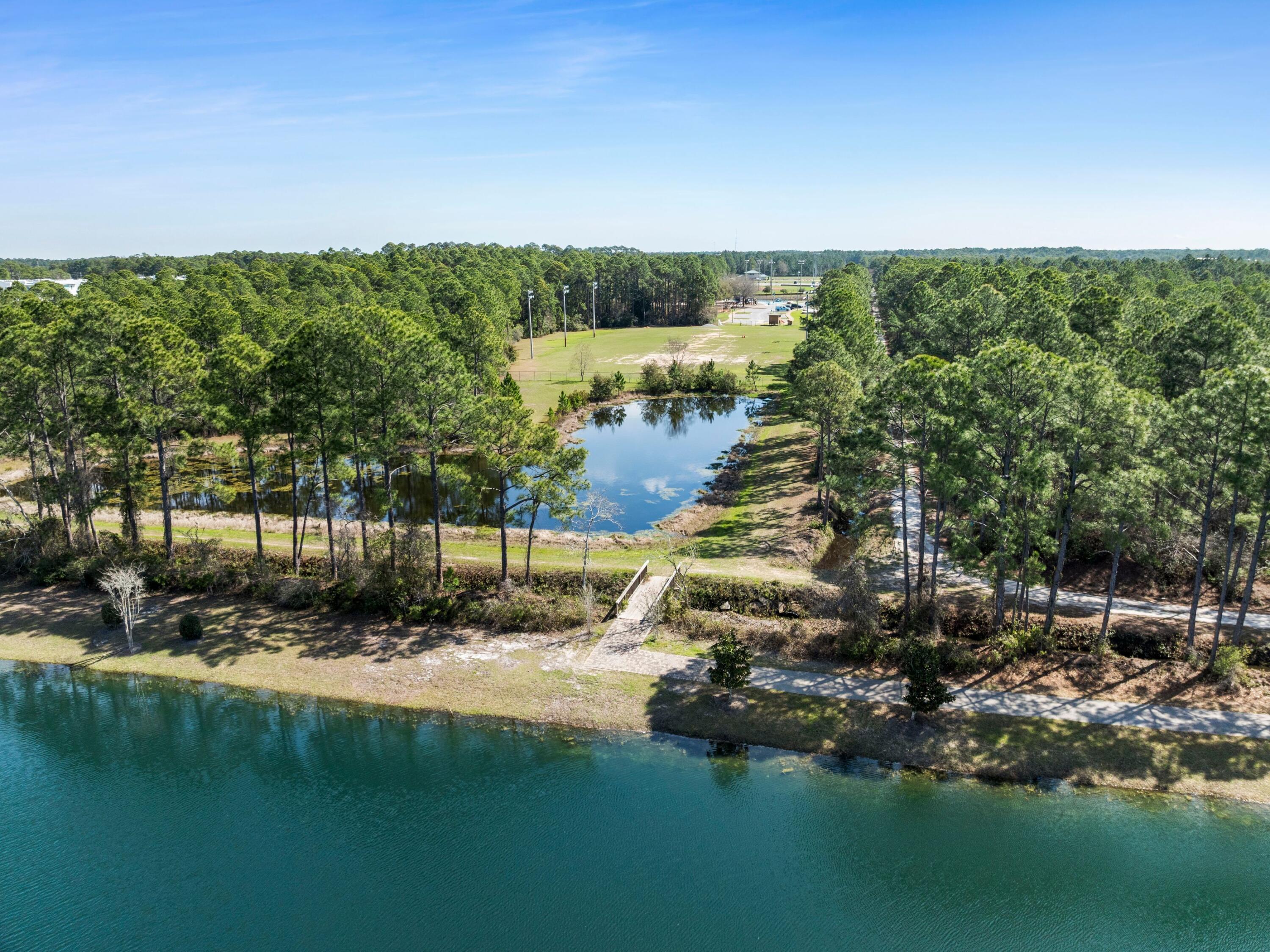 LAKEVIEW - Residential