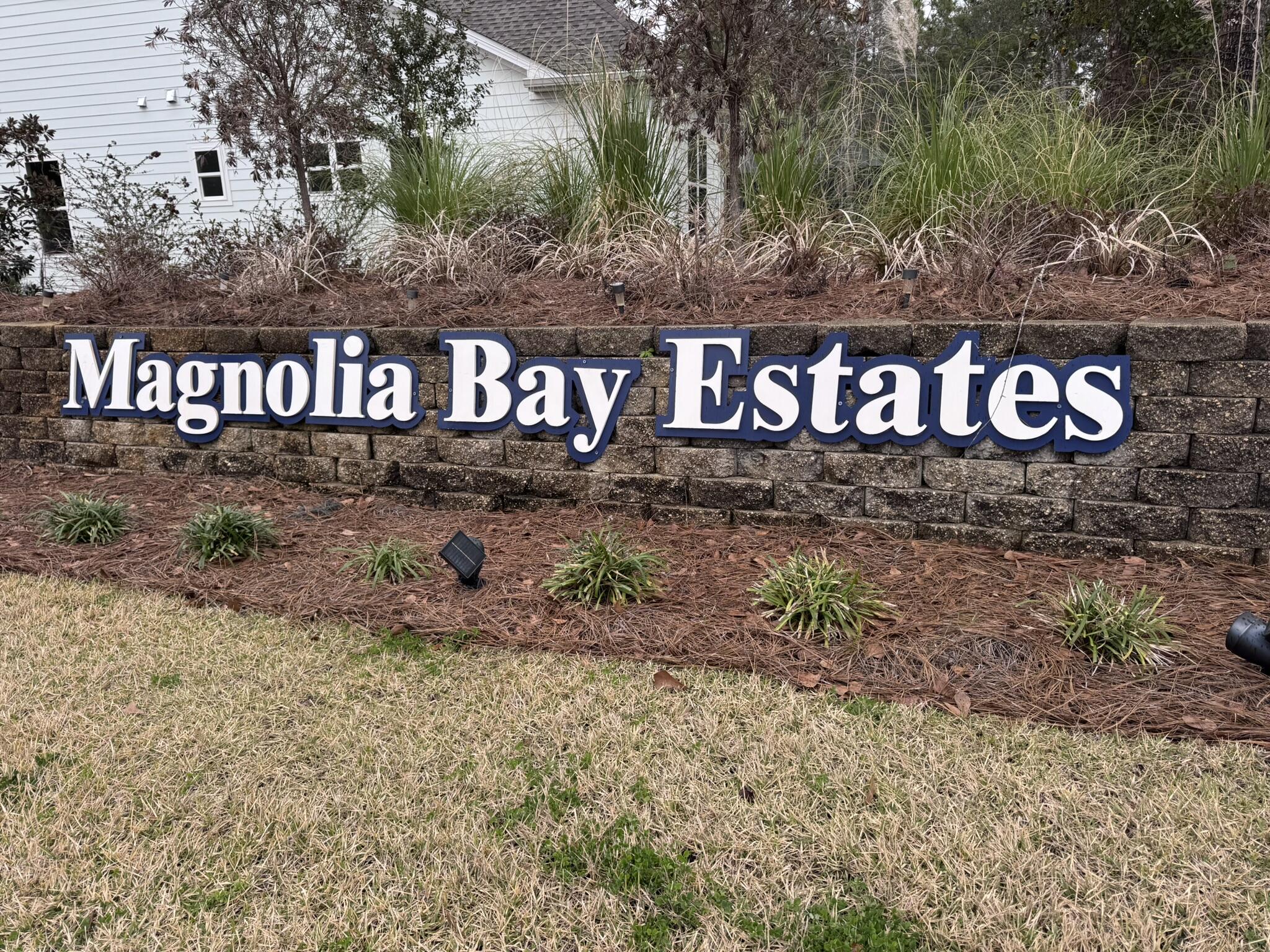 MAGNOLIA BAY ESTATES - Land