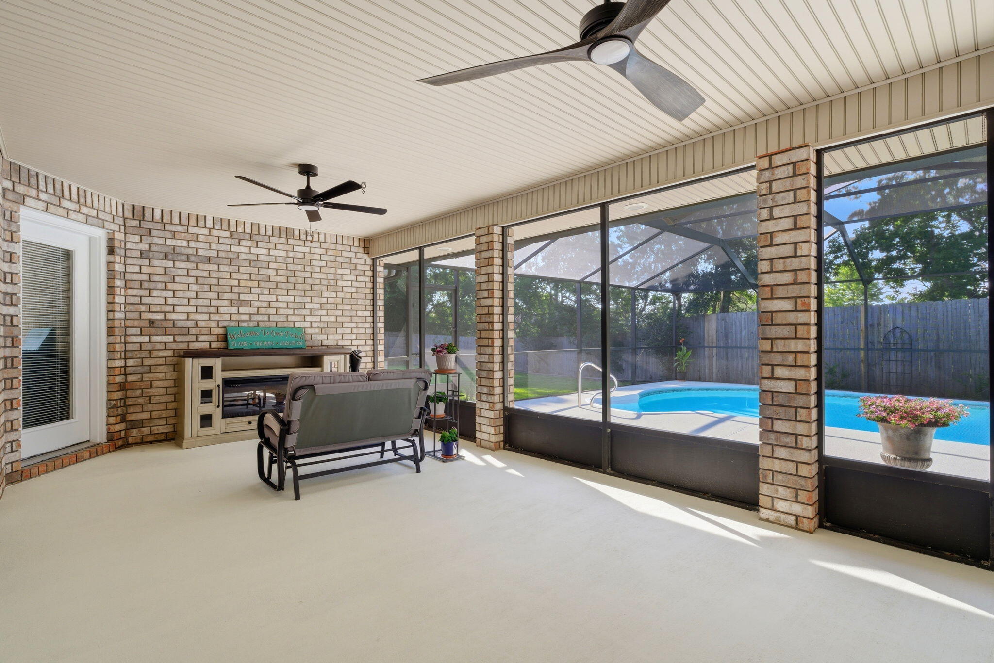TIGER POINT VILLAGE 1 - 3 - Residential