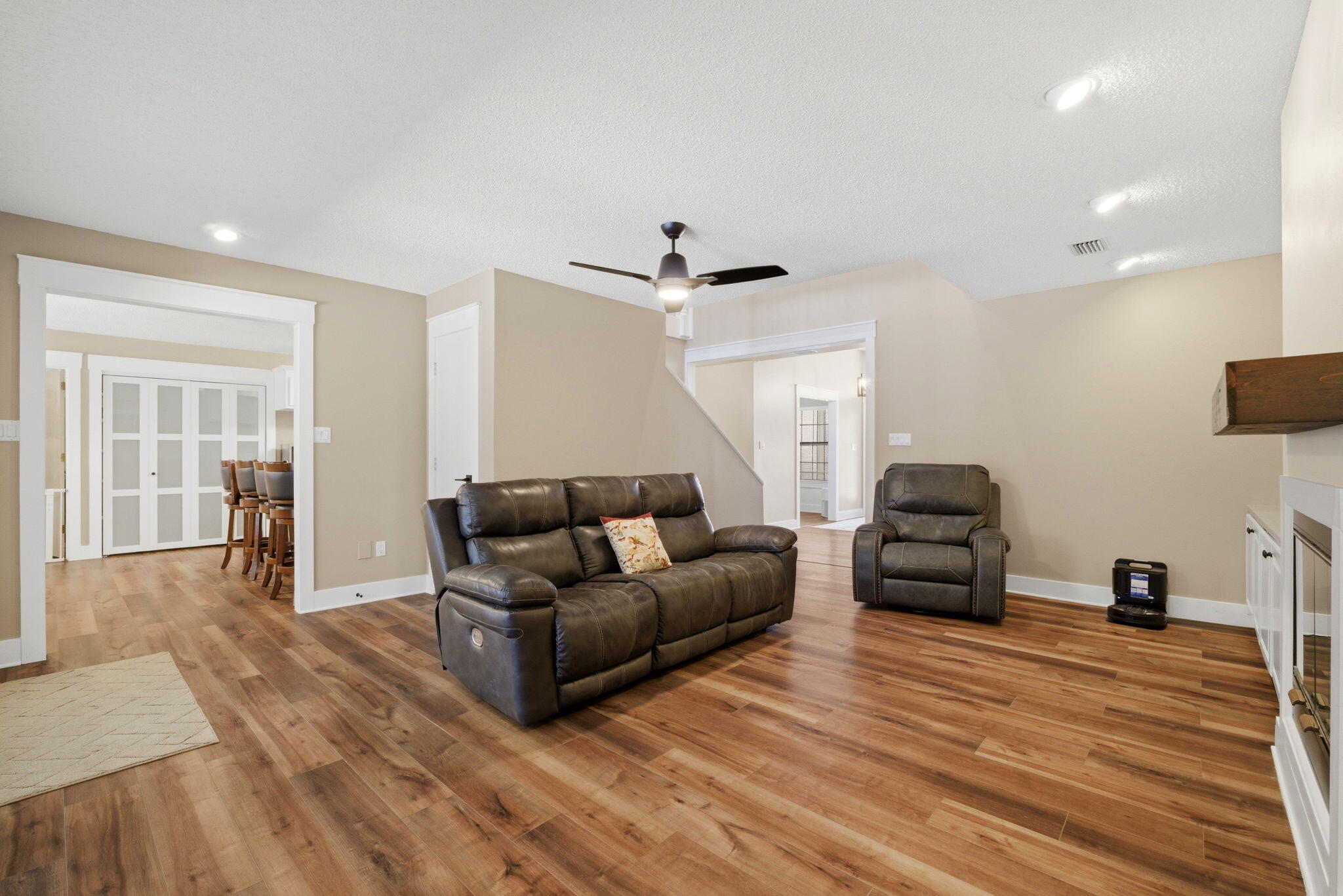 TIGER POINT VILLAGE 1 - 3 - Residential