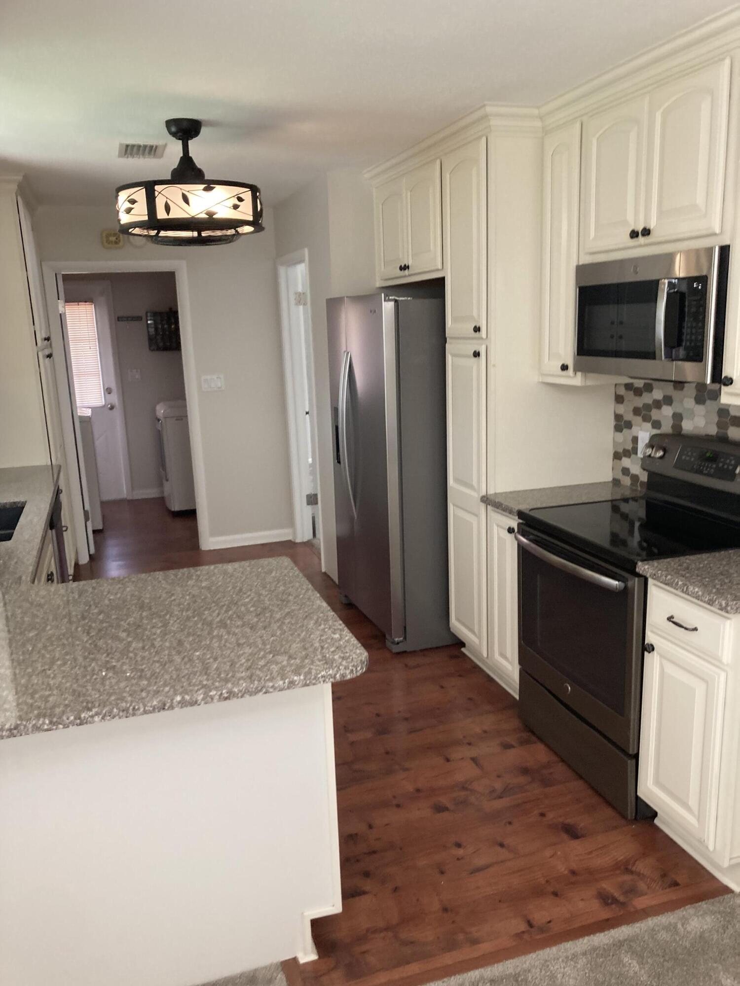 OAKLAND HEIGHTS - Residential