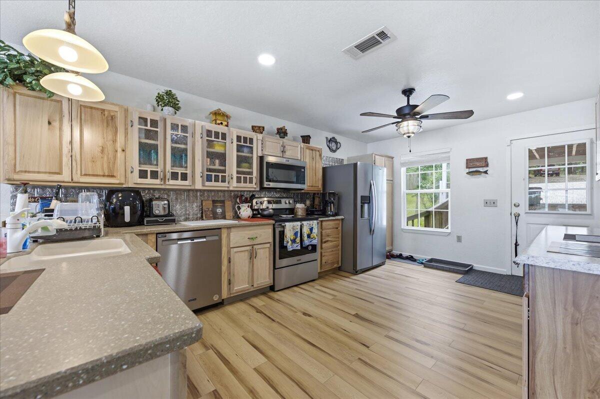 KING LAKE ESTATES - Residential