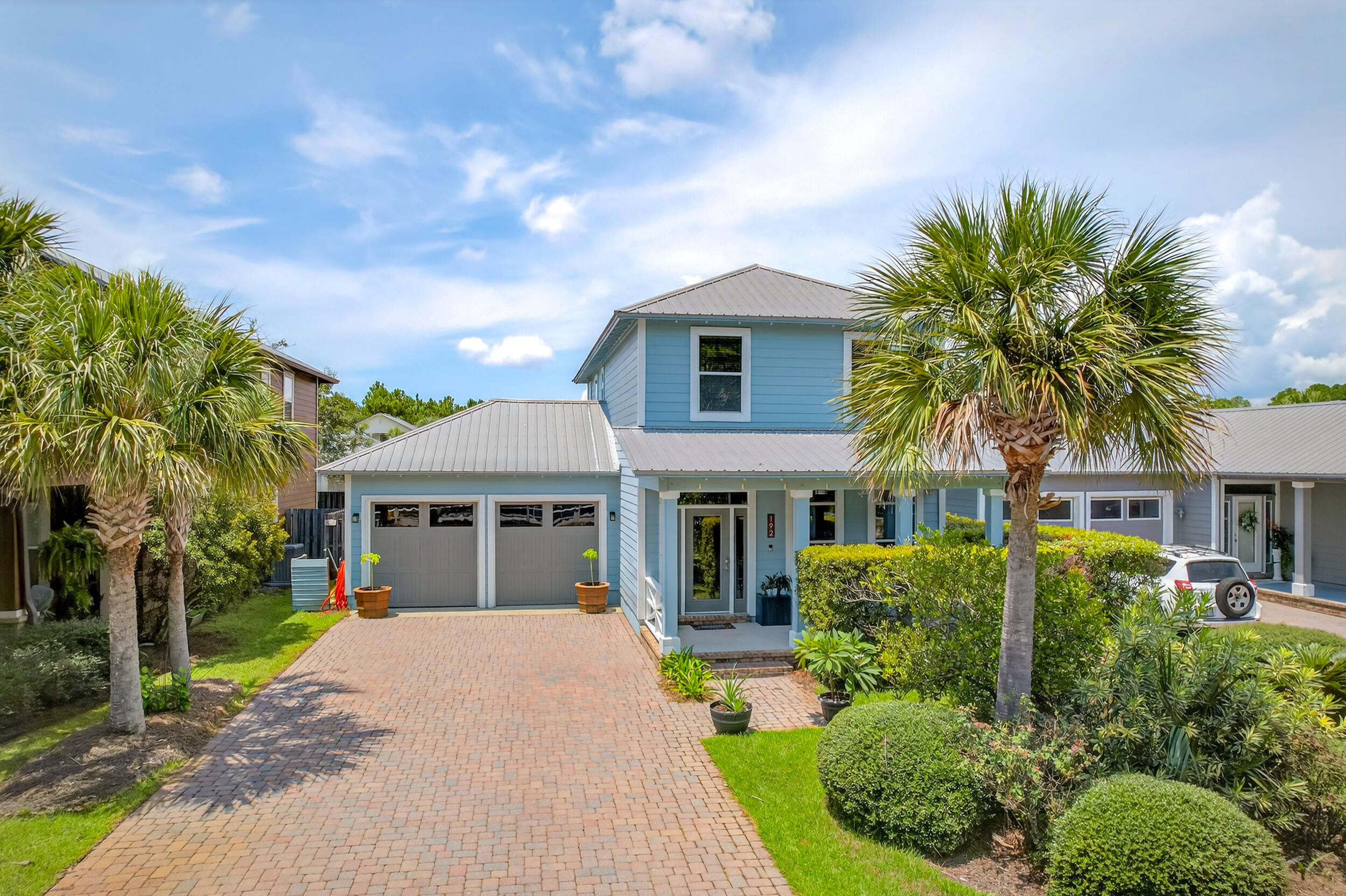 EAGLE BAY - Residential