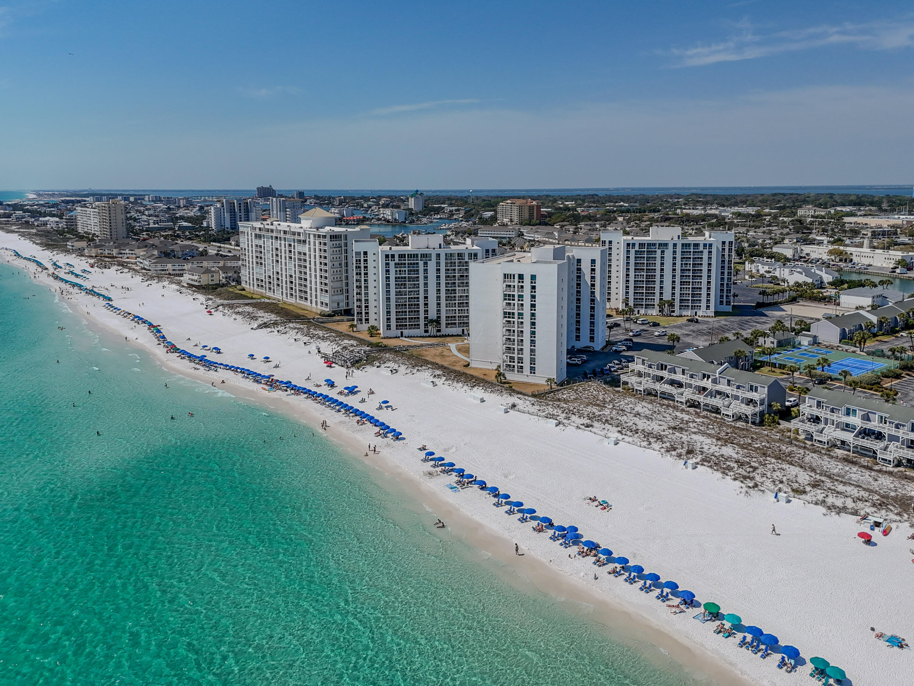 SHORELINE TOWERS 3 - Residential
