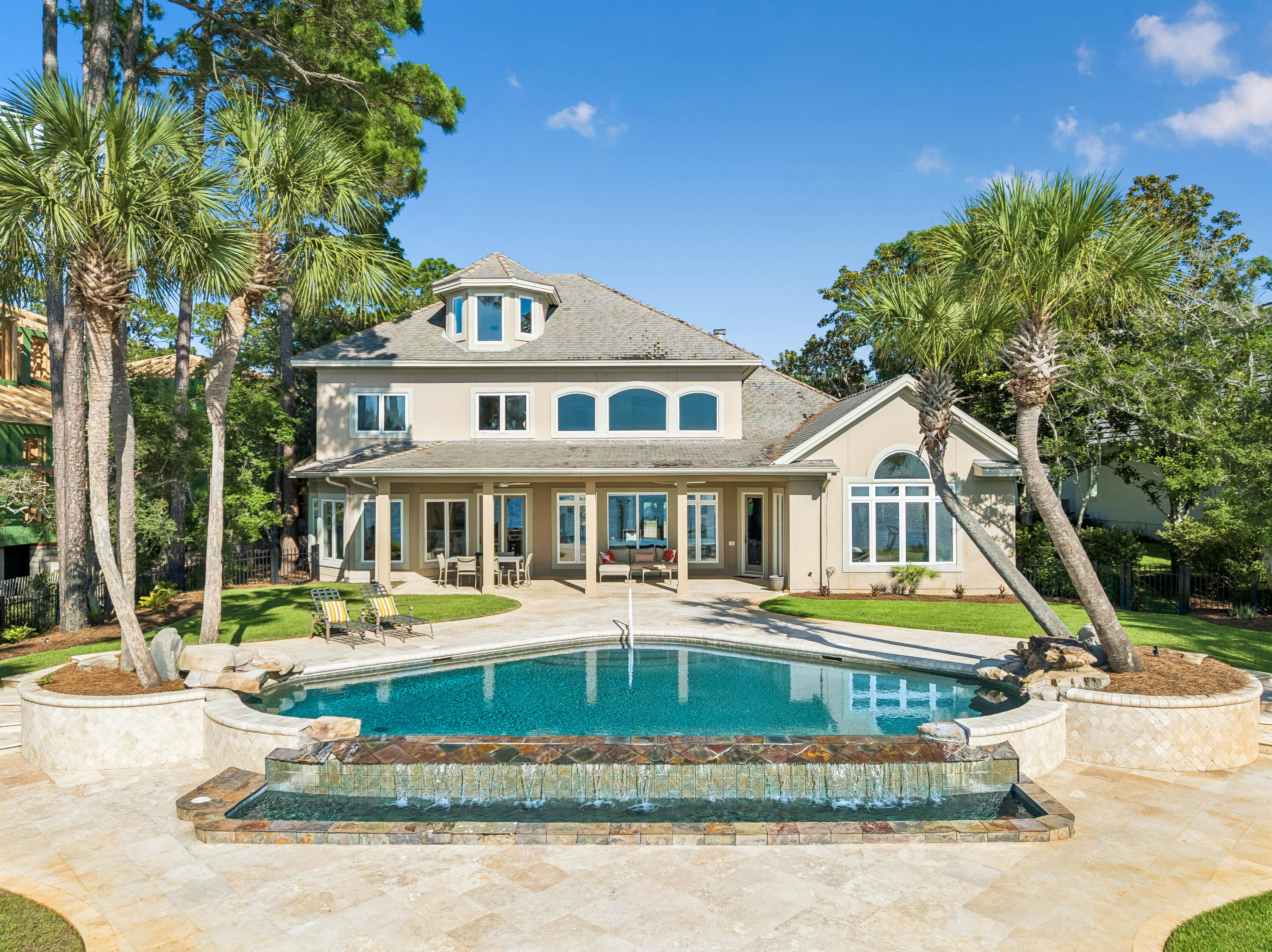 BURNT PINE CIRCLE - Residential
