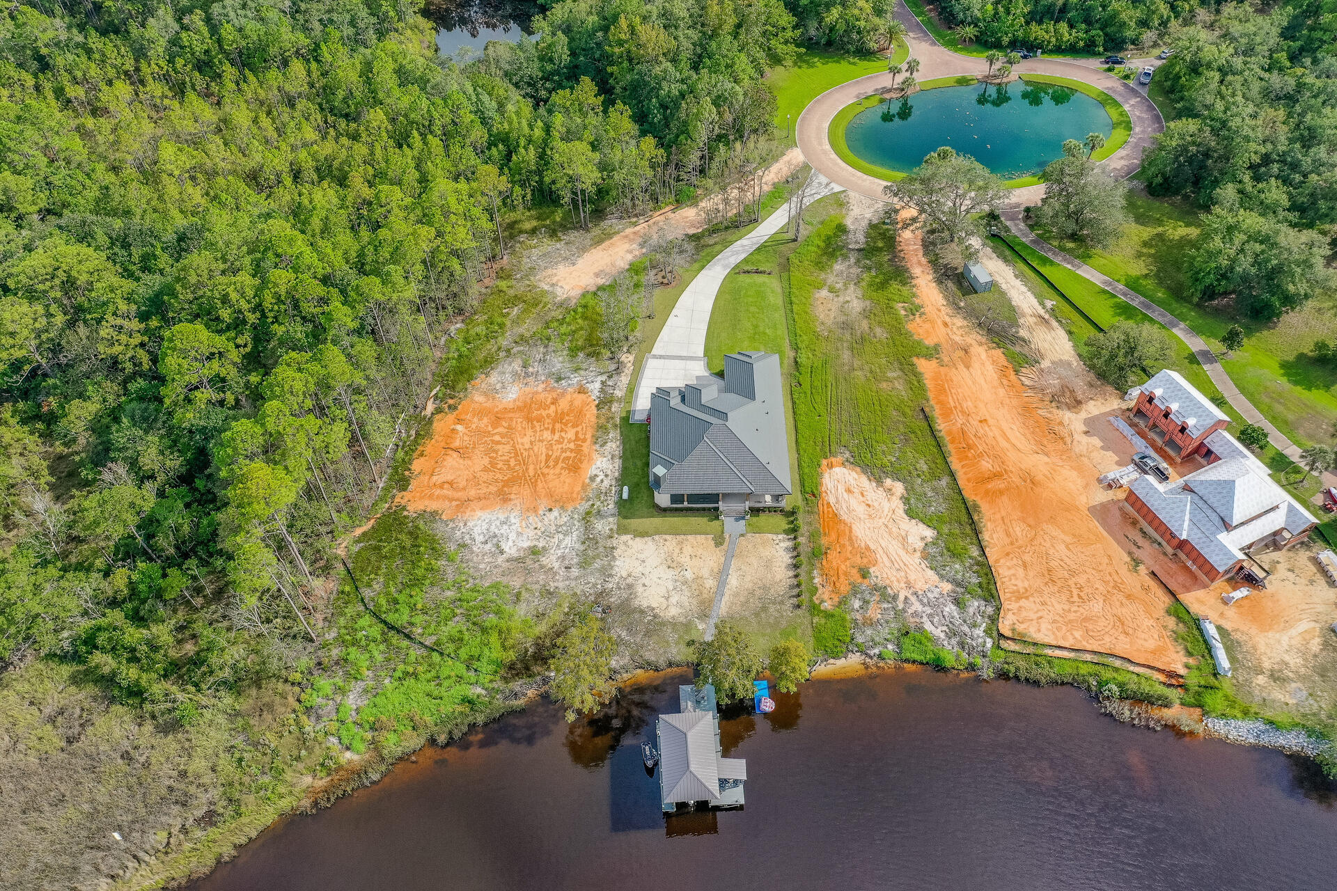 LAGRANGE COVE - Residential
