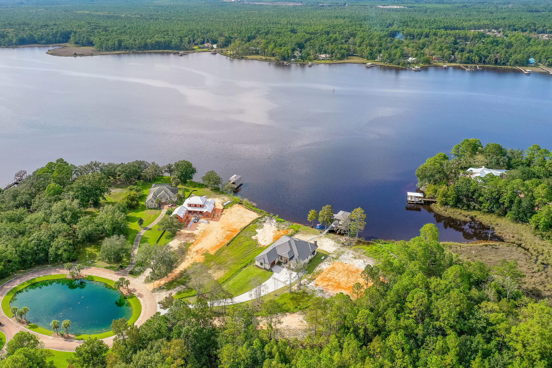 LAGRANGE COVE - Residential