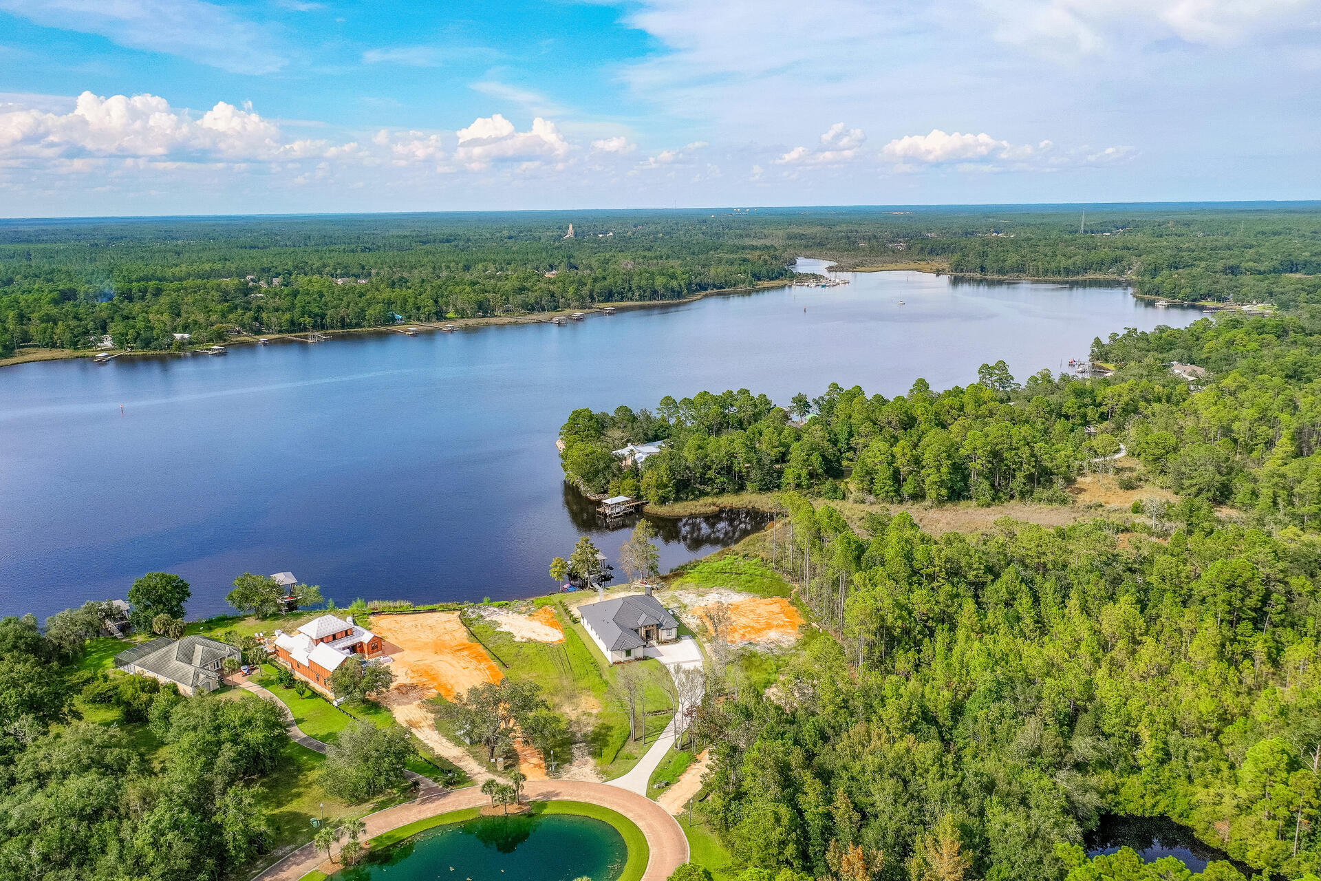 LAGRANGE COVE - Residential