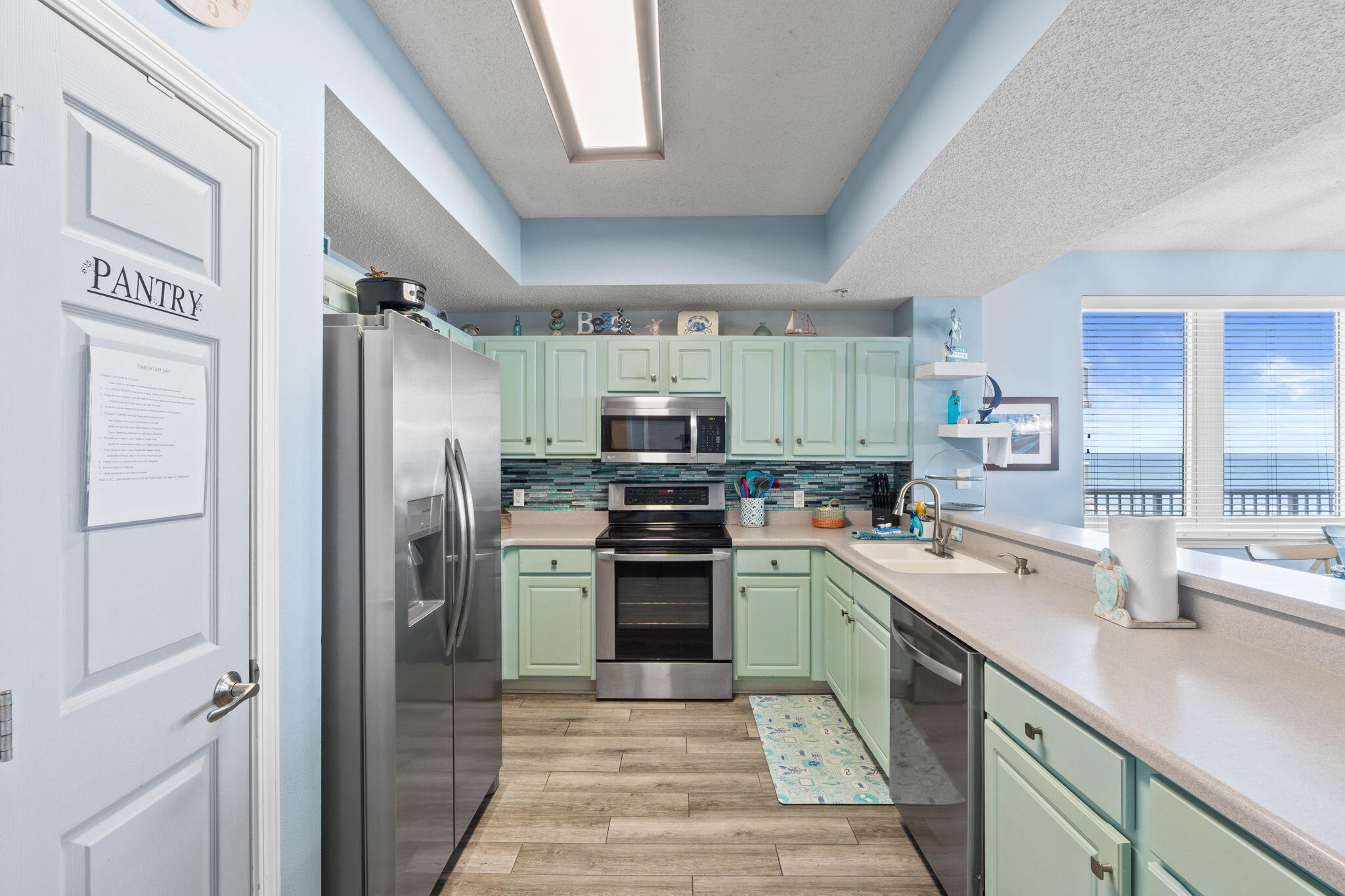SUMMERWIND CONDOS - Residential