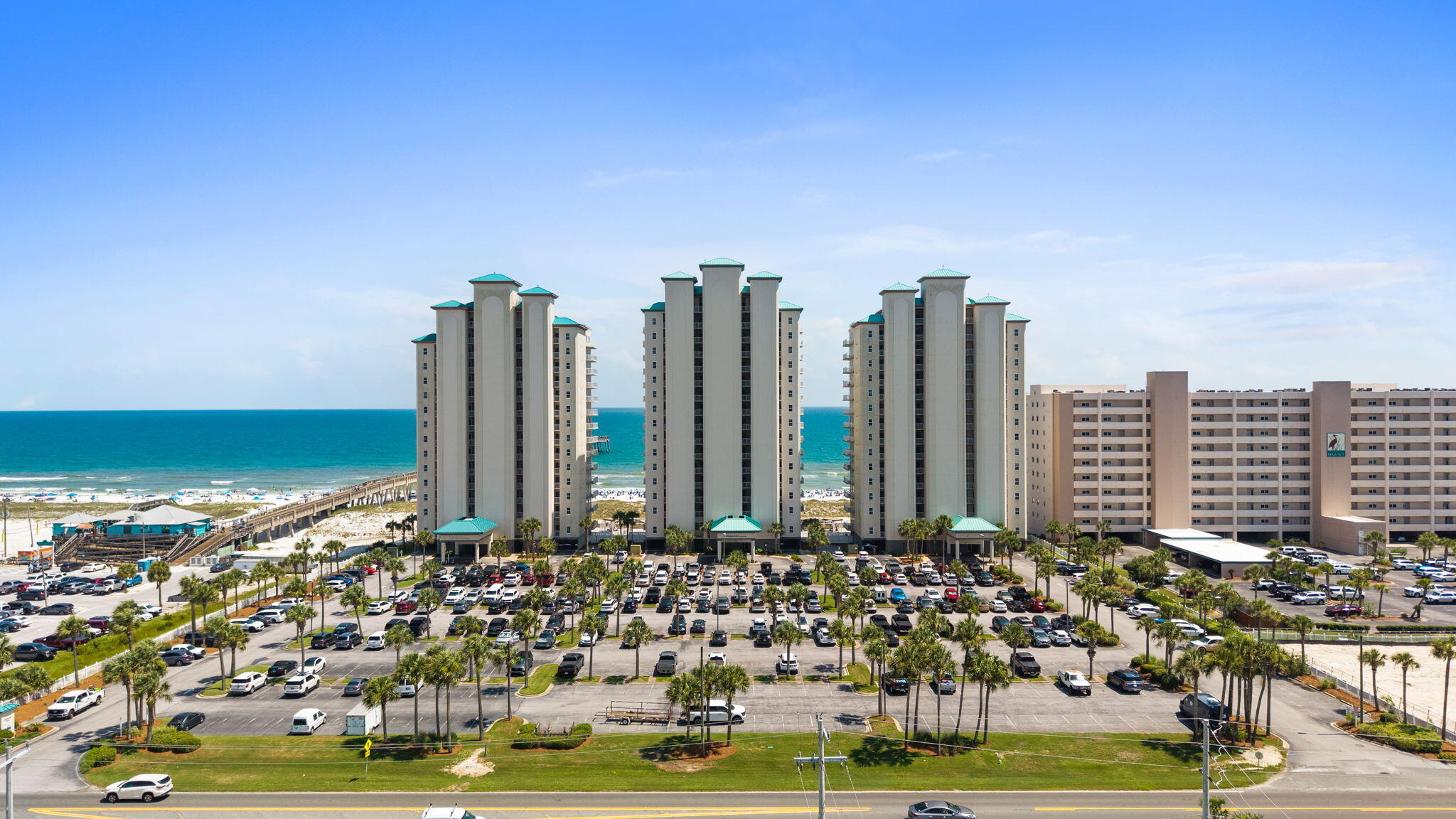 SUMMERWIND CONDOS - Residential