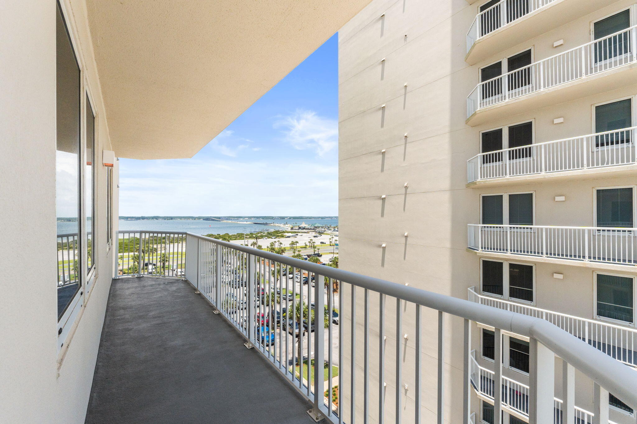 SUMMERWIND CONDOS - Residential
