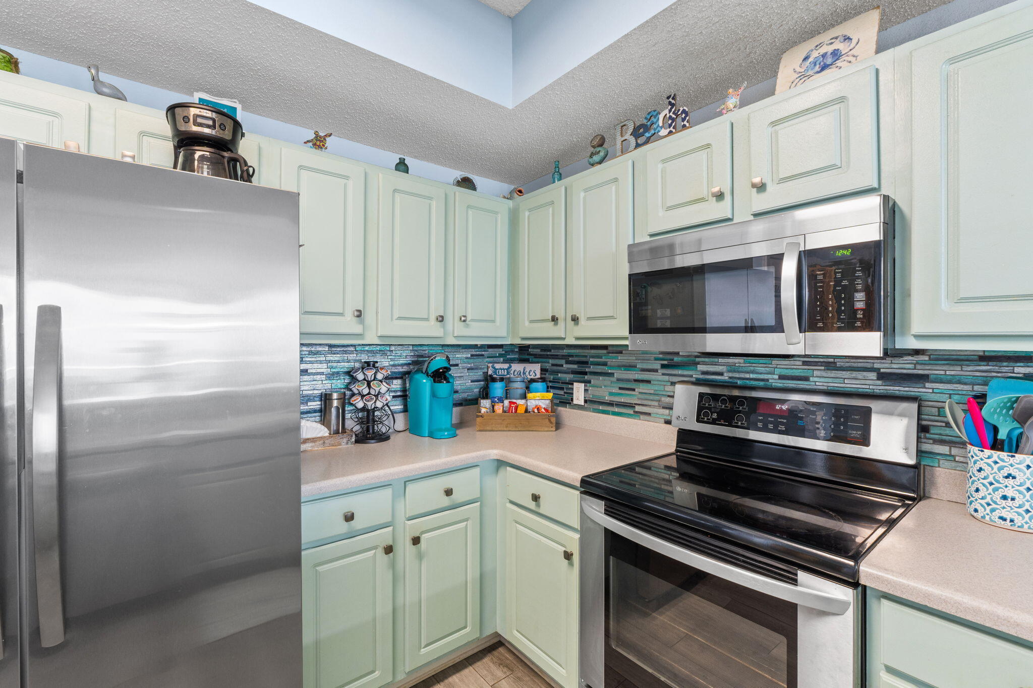 SUMMERWIND CONDOS - Residential