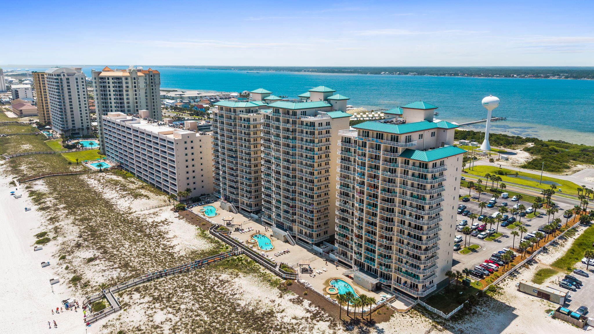 SUMMERWIND CONDOS - Residential