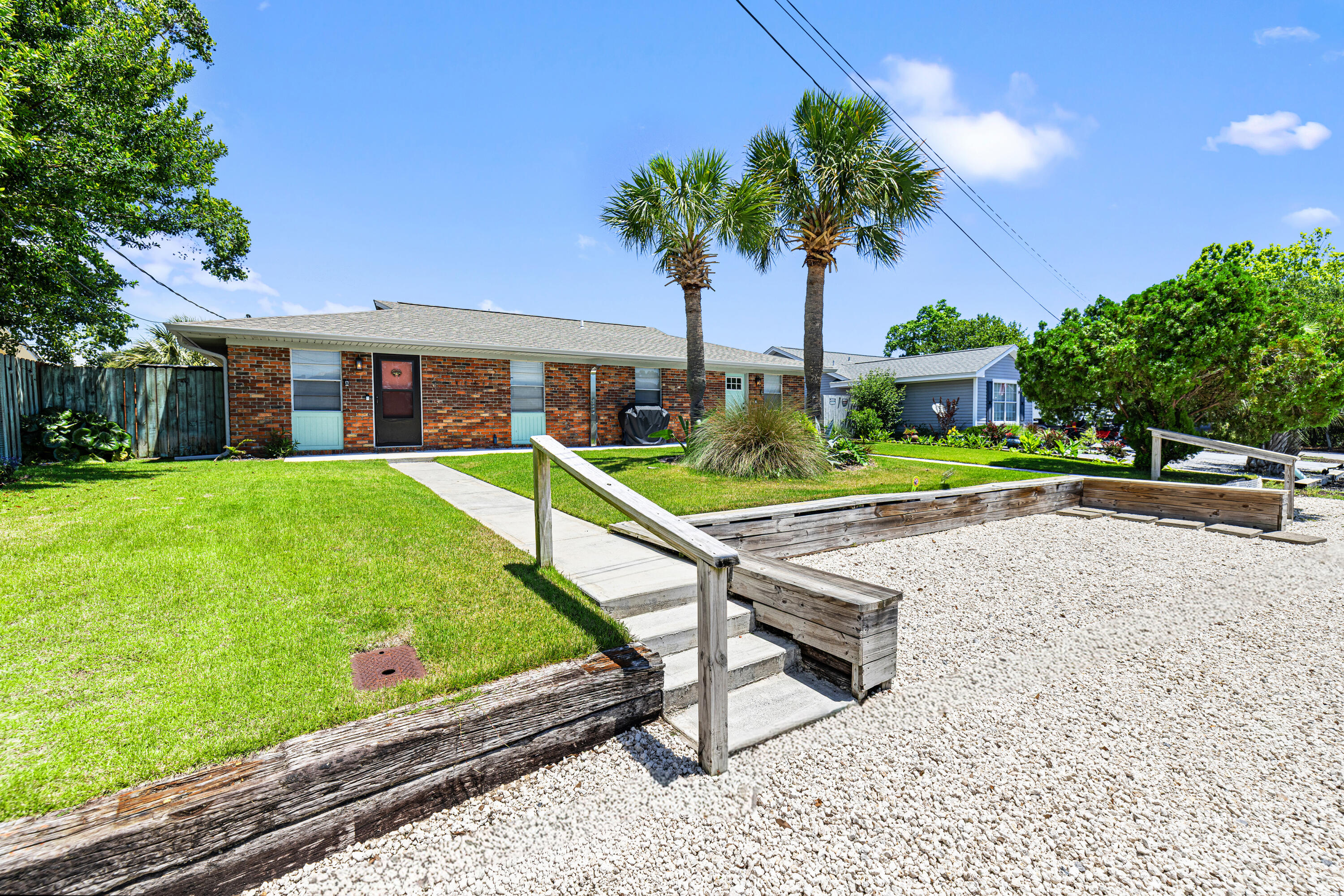 Welcome to 116 Lakeside Circle, Unit A & B--a beautifully renovated duplex, by the seller, in the heart of Panama City Beach! Both units have
been thoughtfully updated, featuring fresh paint, updated flooring, and upgraded fixtures throughout. Whether you're looking for a multi-generational living
option or an income-producing property, this duplex offers flexibility and potential. Conveniently located near shopping, dining, and the stunning Gulf Coast
beaches, it's a fantastic opportunity to own a move-in-ready home in a prime location. Schedule your showing today!