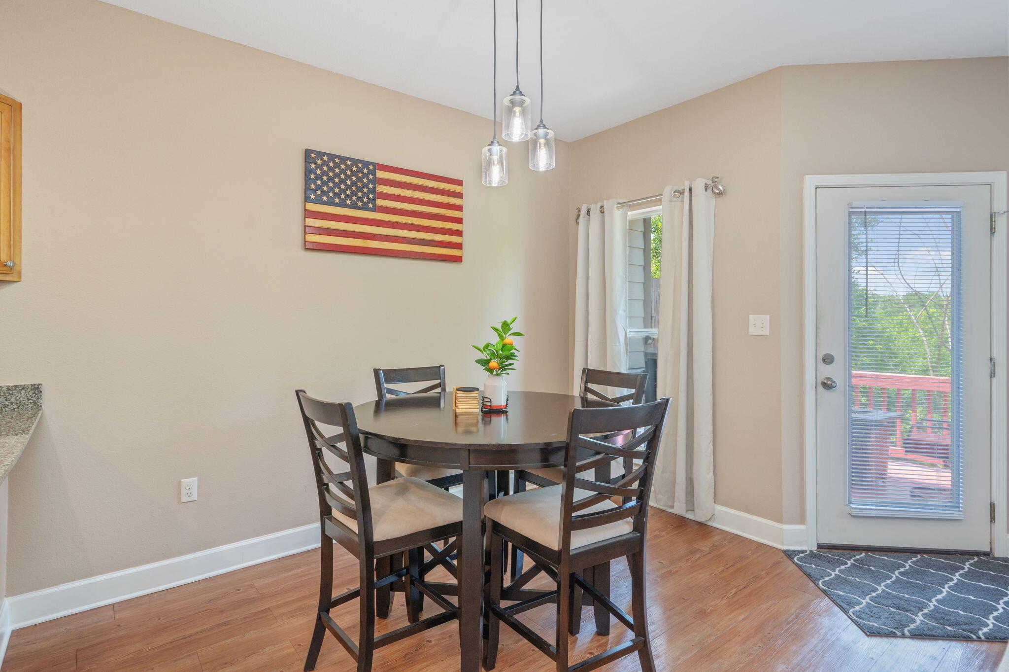 ARBOR LAKE - Residential Lease