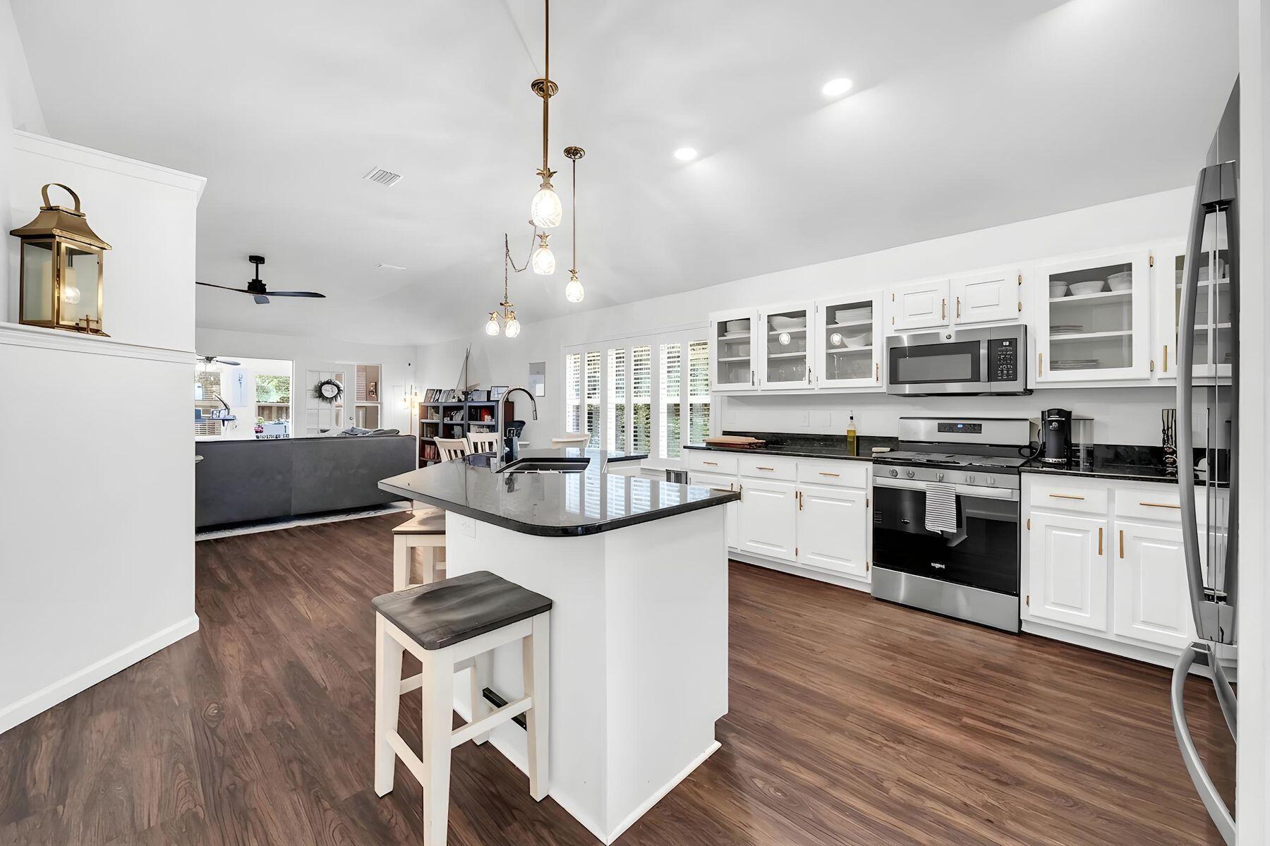 MAGNOLIA FOREST S/D PH 2 - Residential