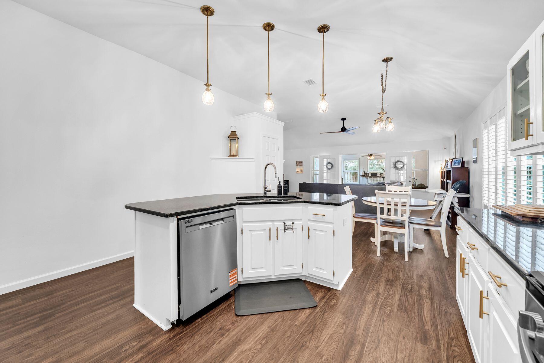 MAGNOLIA FOREST S/D PH 2 - Residential