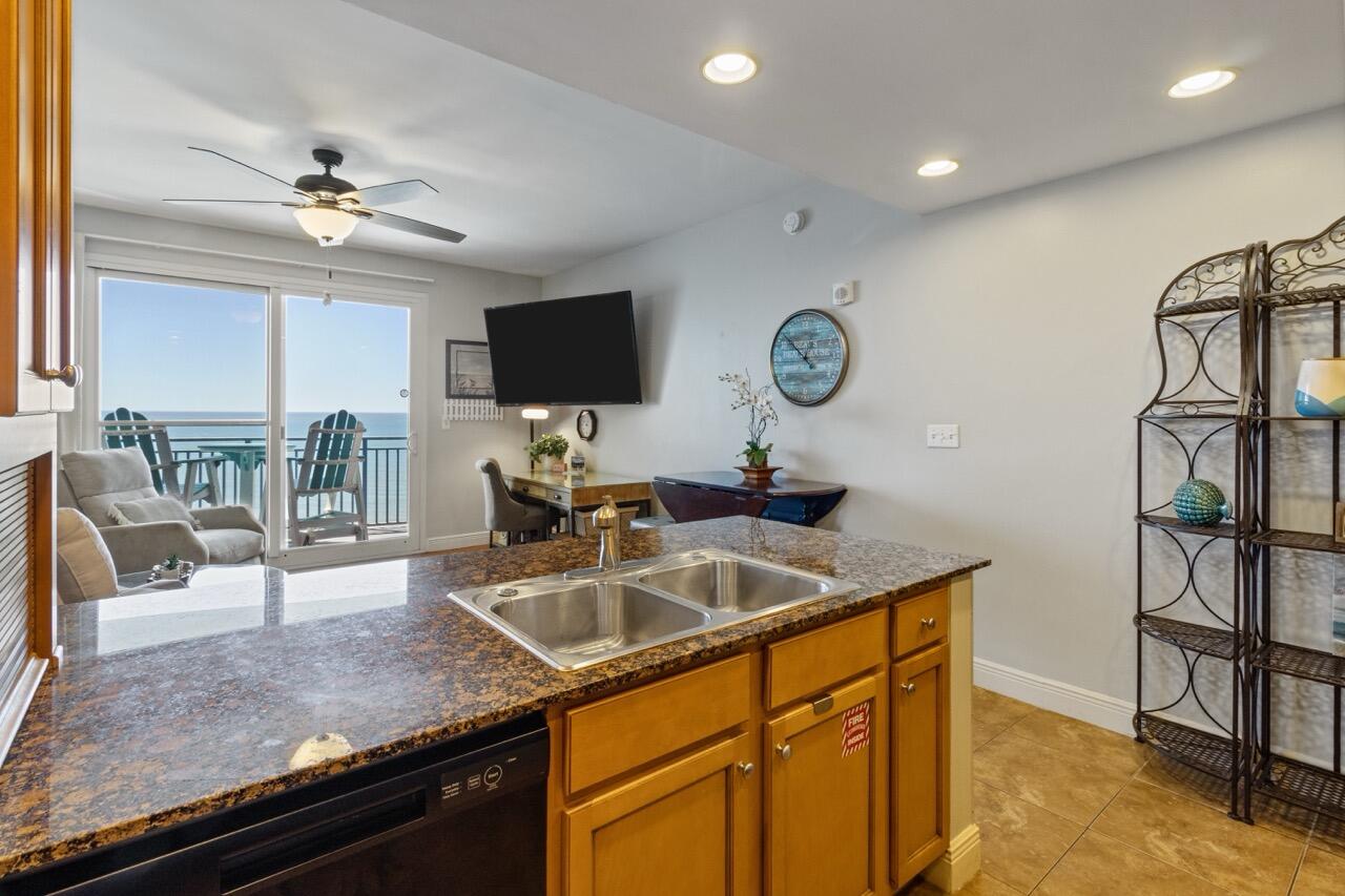 STERLING BREEZE CONDOMINIUM - Residential