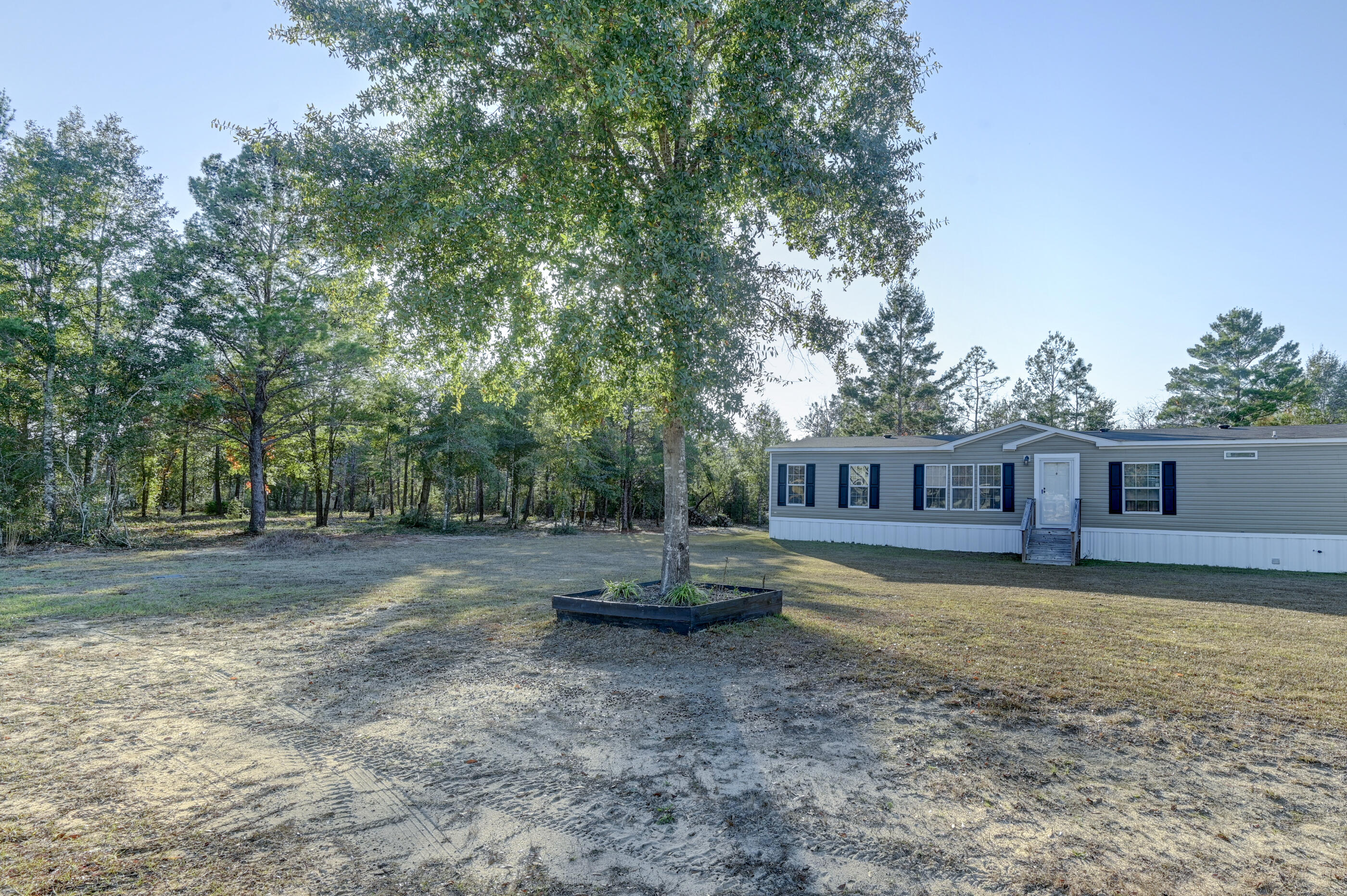 WOLFORD ACRES - Residential